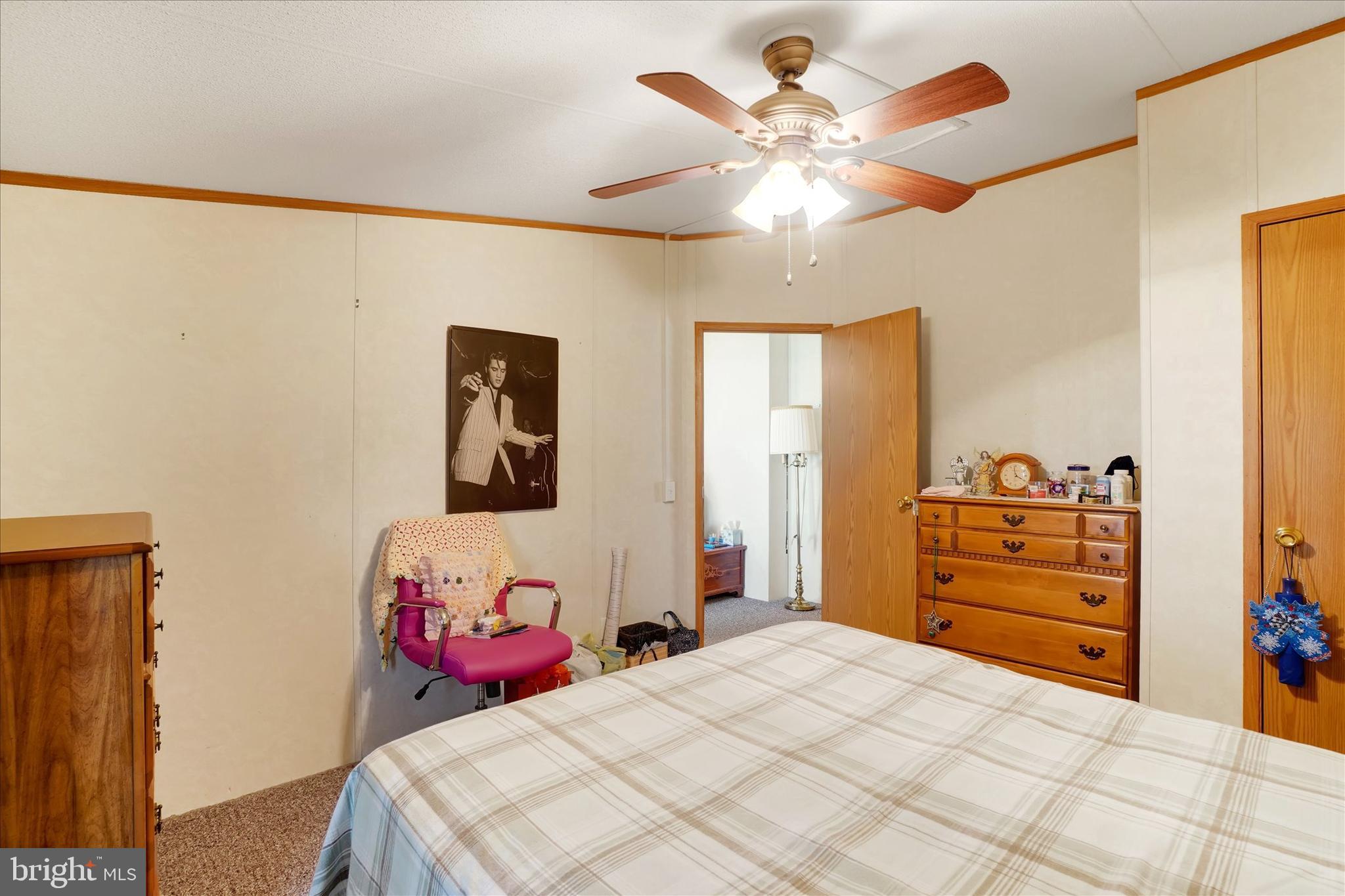 DEERFIELD VILLAGE MHP - Residential
