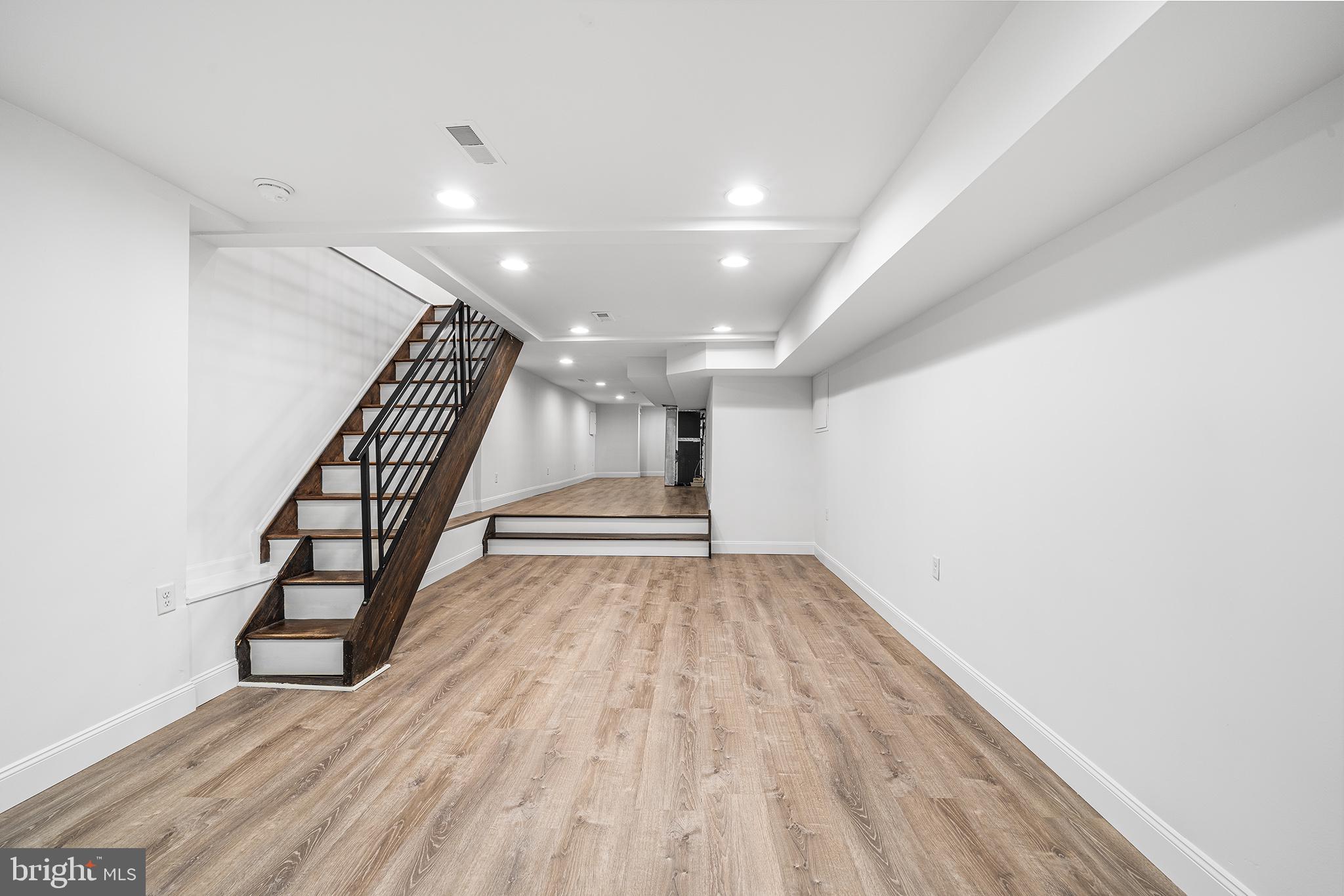 POWELTON VILLAGE - Residential