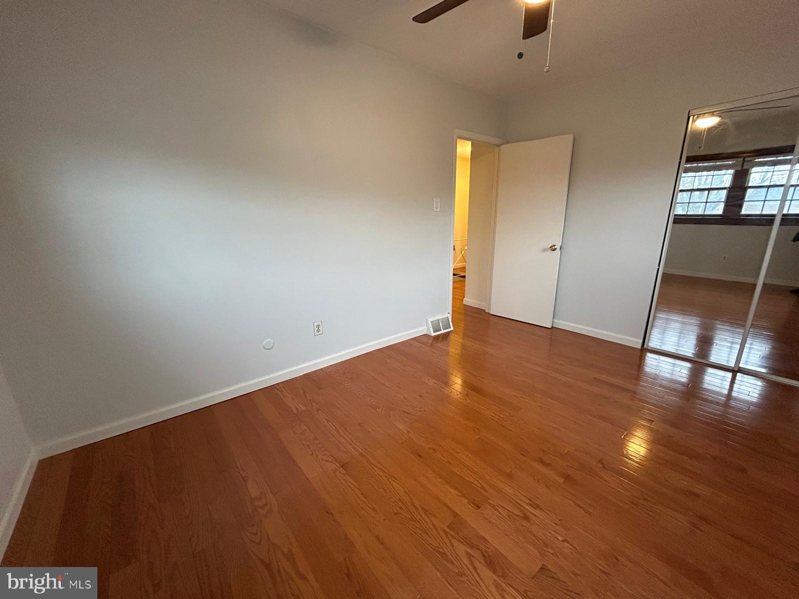 PHILADELPHIA (NORTHEAST) - Residential
