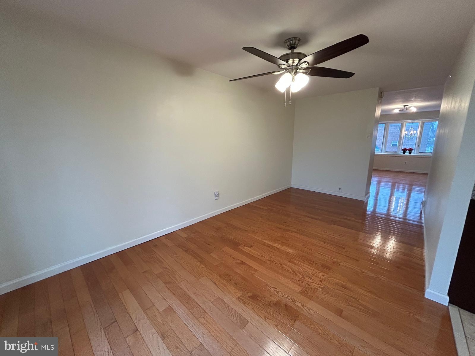 PHILADELPHIA (NORTHEAST) - Residential