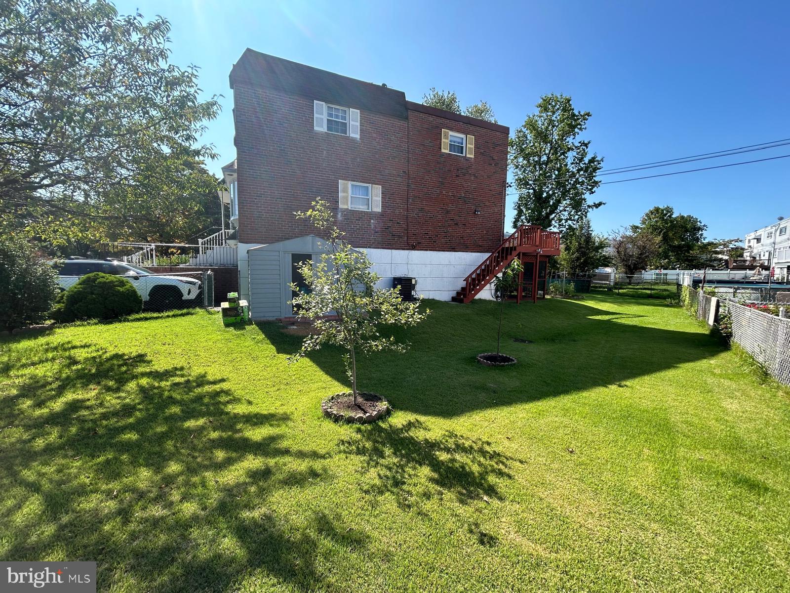 PHILADELPHIA (NORTHEAST) - Residential