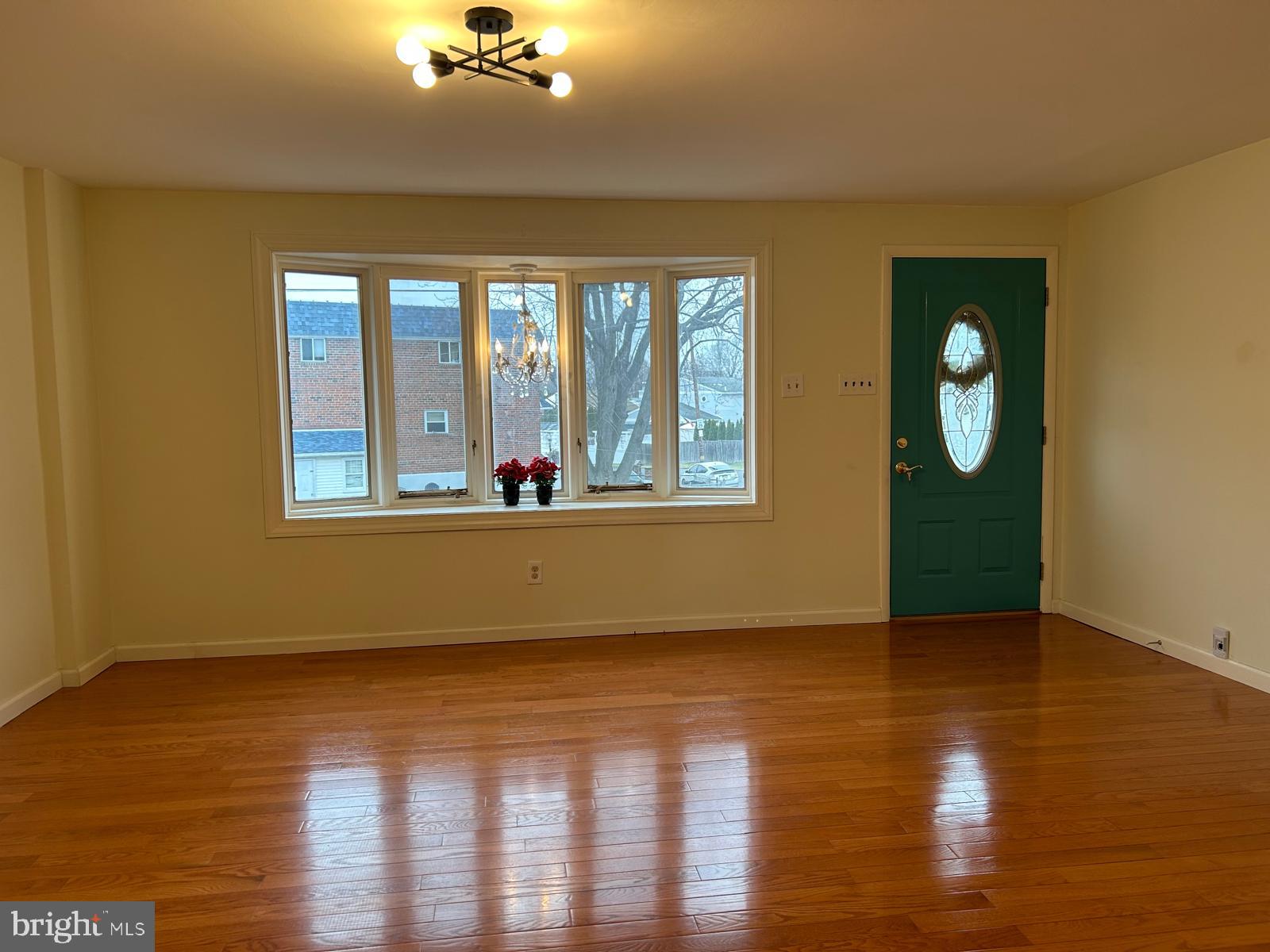 PHILADELPHIA (NORTHEAST) - Residential