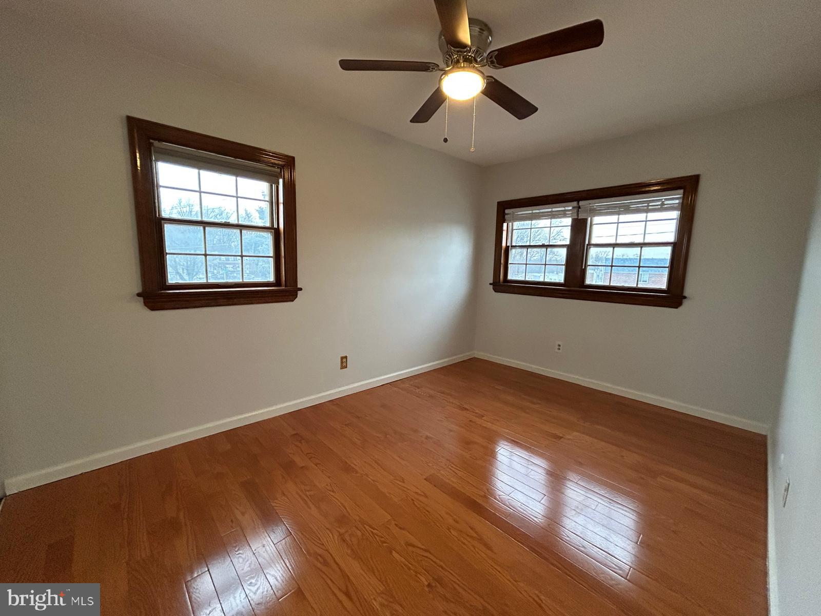PHILADELPHIA (NORTHEAST) - Residential