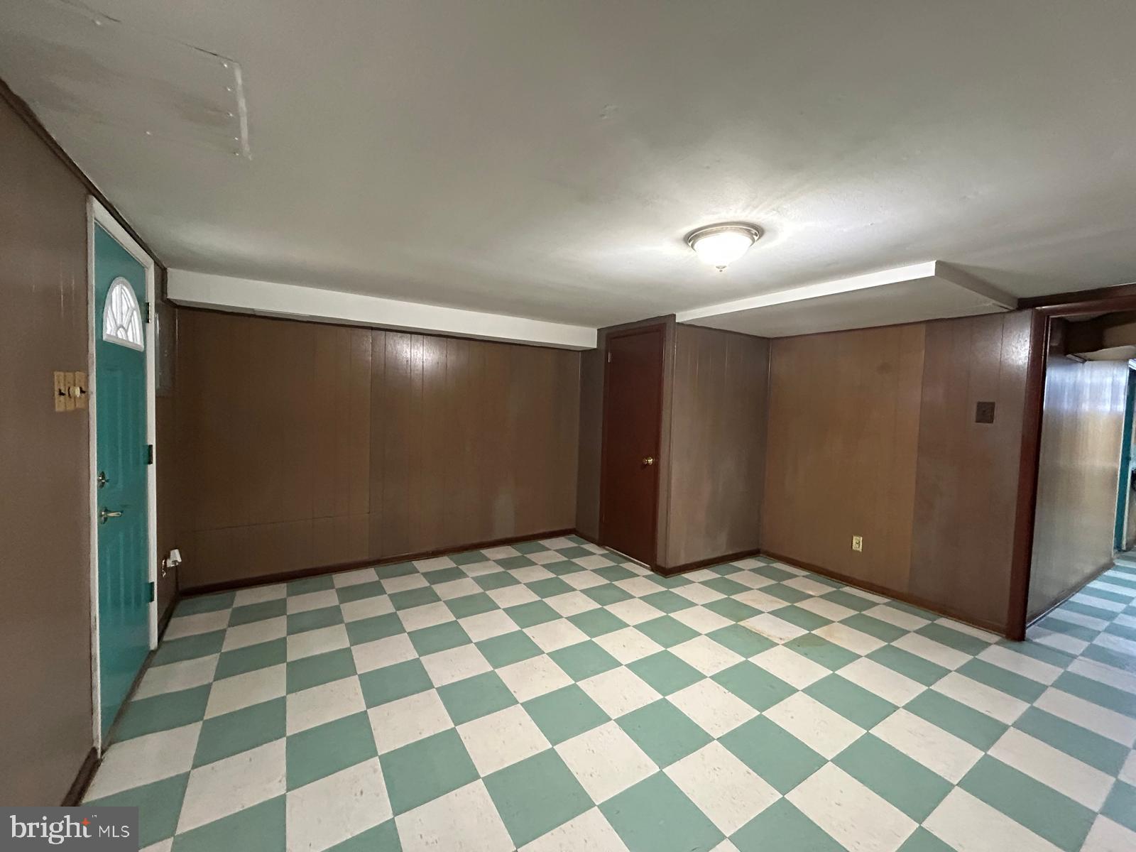 PHILADELPHIA (NORTHEAST) - Residential