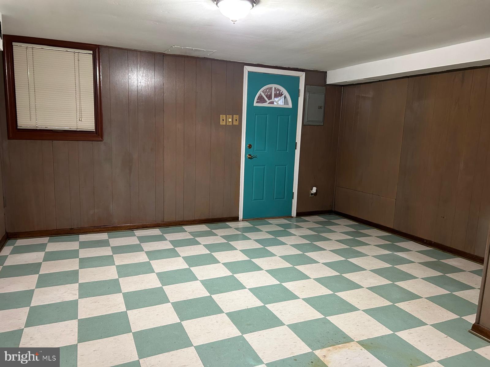 PHILADELPHIA (NORTHEAST) - Residential