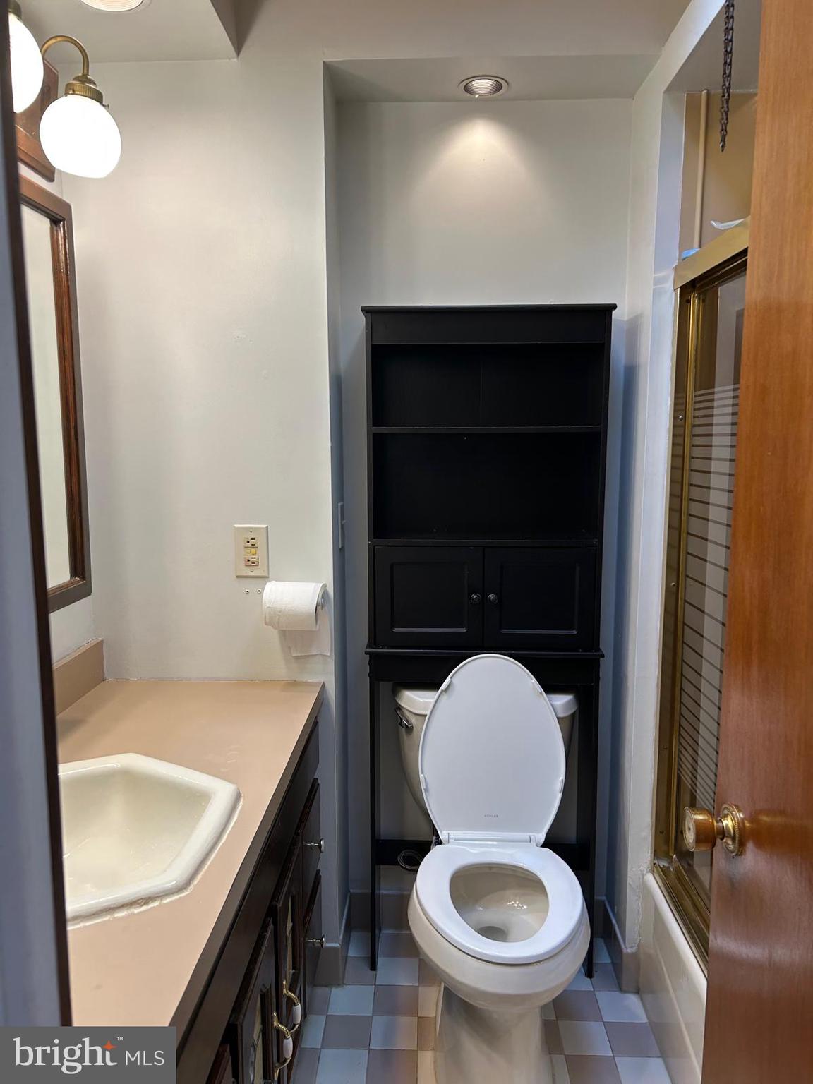 PHILADELPHIA (NORTHEAST) - Residential