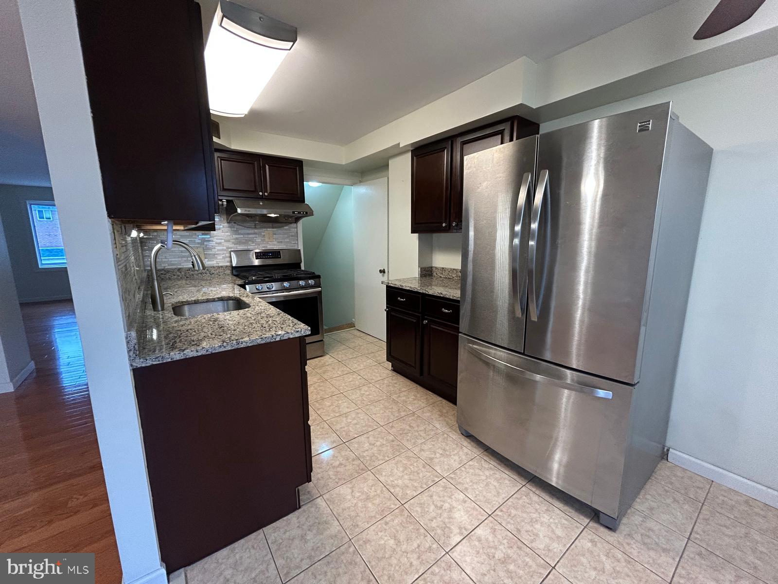 PHILADELPHIA (NORTHEAST) - Residential