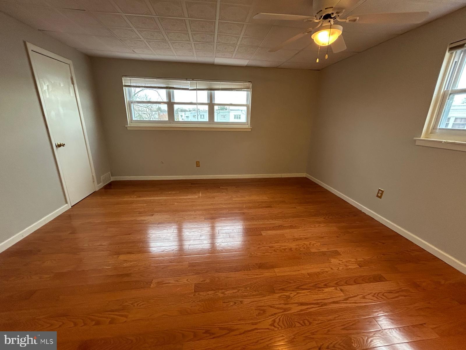 PHILADELPHIA (NORTHEAST) - Residential