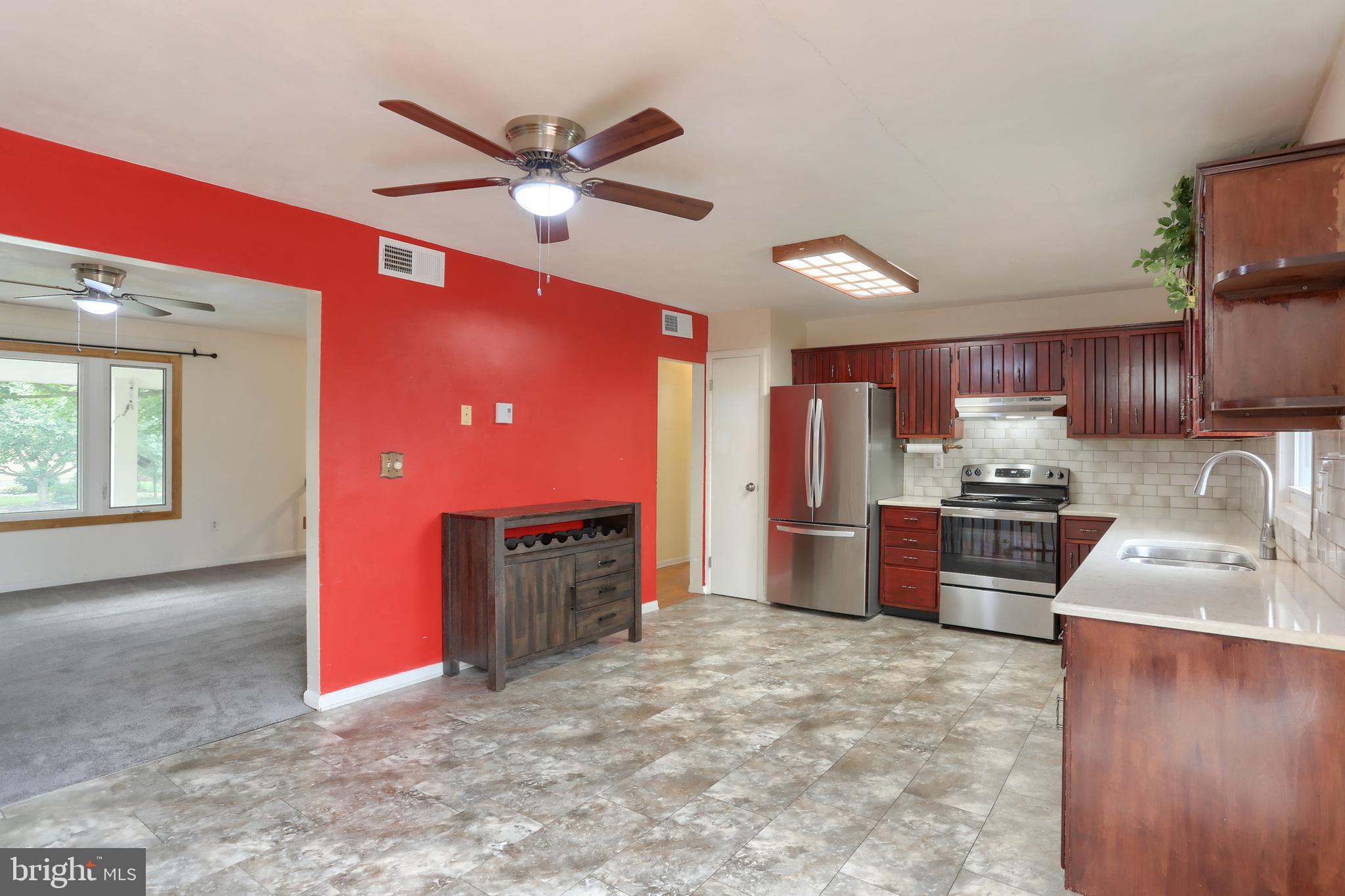 DARTMOUTH FARMS - Residential