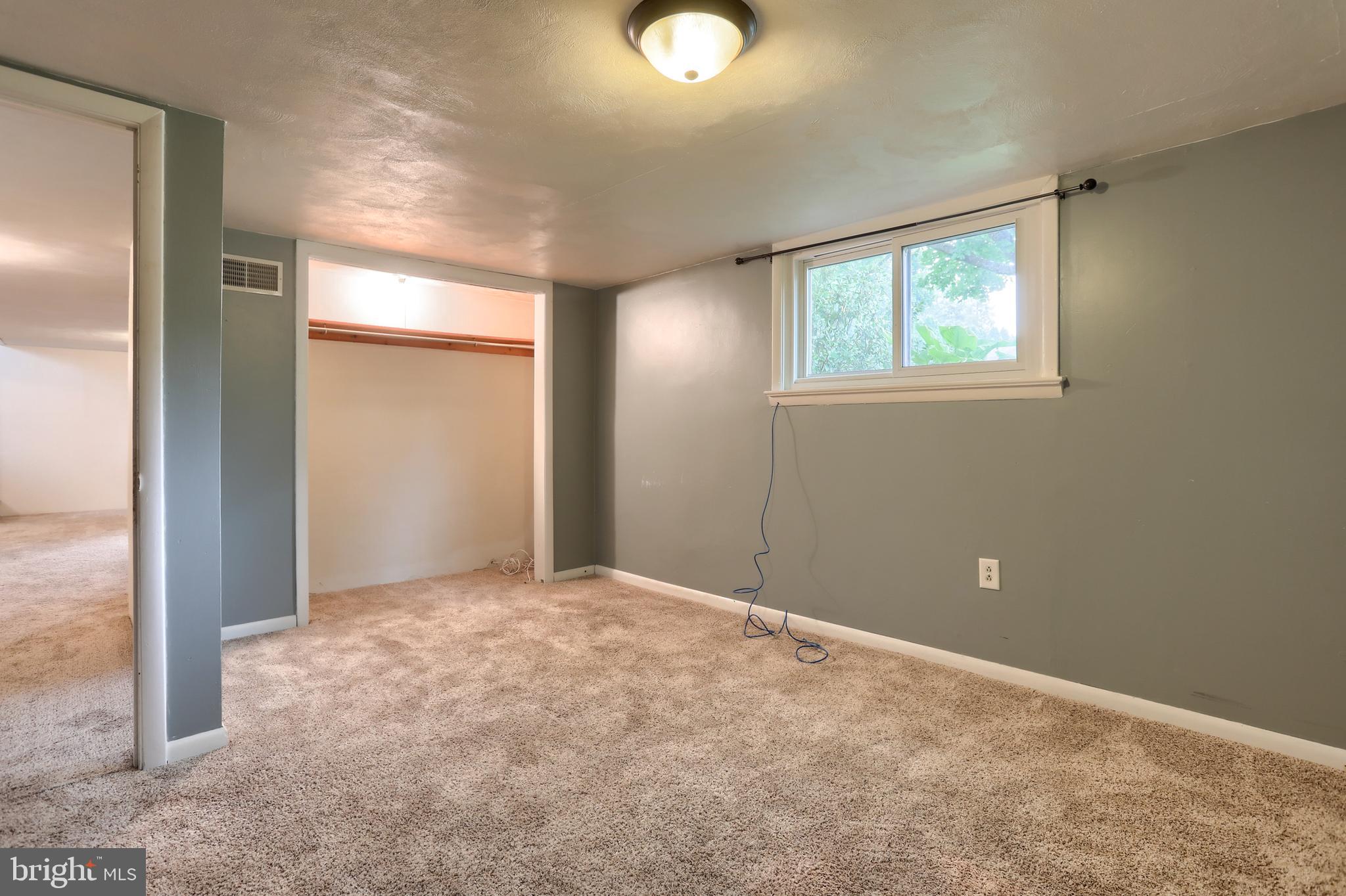 DARTMOUTH FARMS - Residential