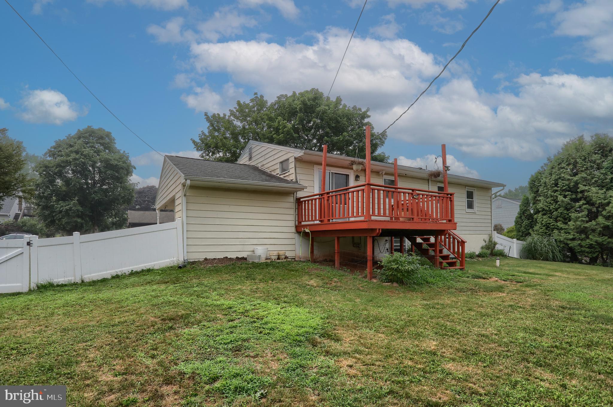DARTMOUTH FARMS - Residential