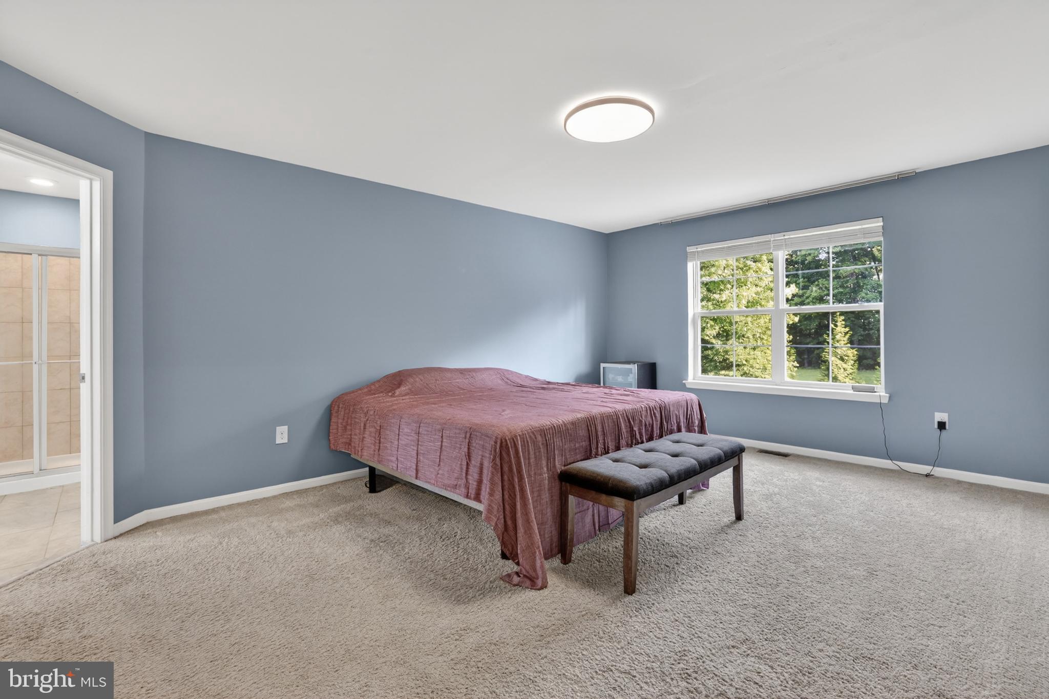 SHELTON KNOLLS - Residential