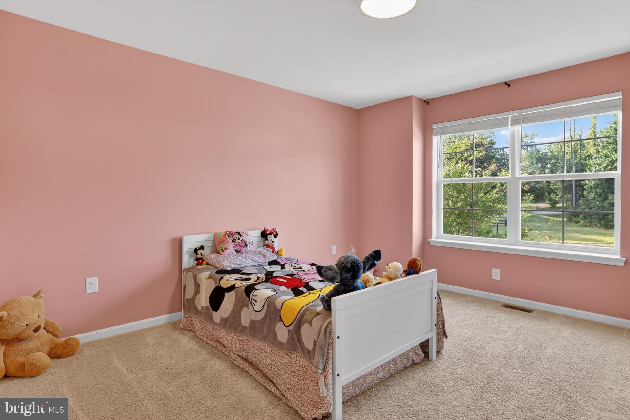 SHELTON KNOLLS - Residential