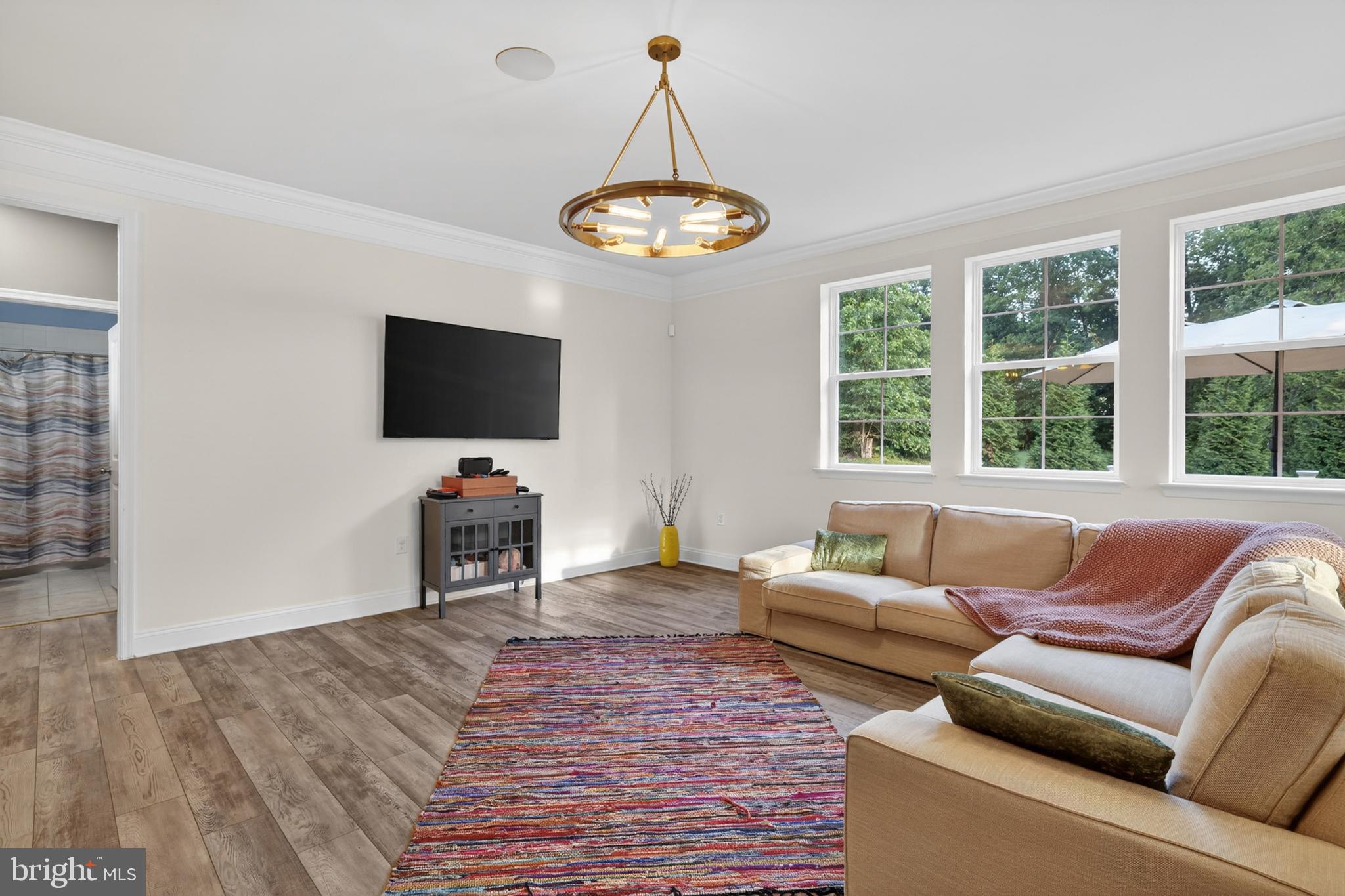 SHELTON KNOLLS - Residential