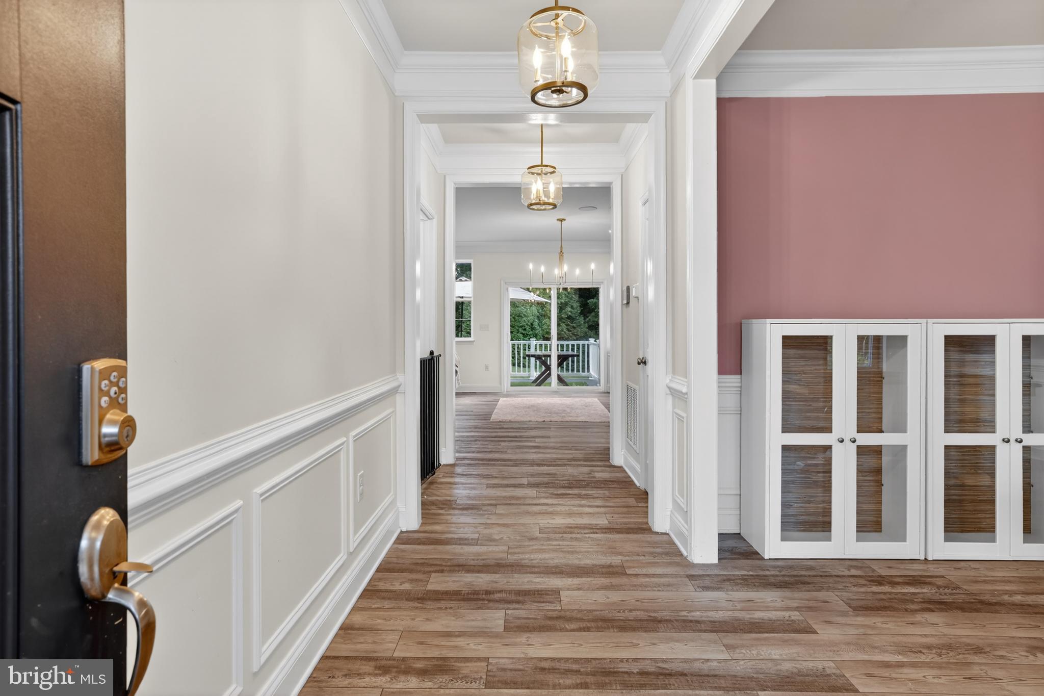 SHELTON KNOLLS - Residential