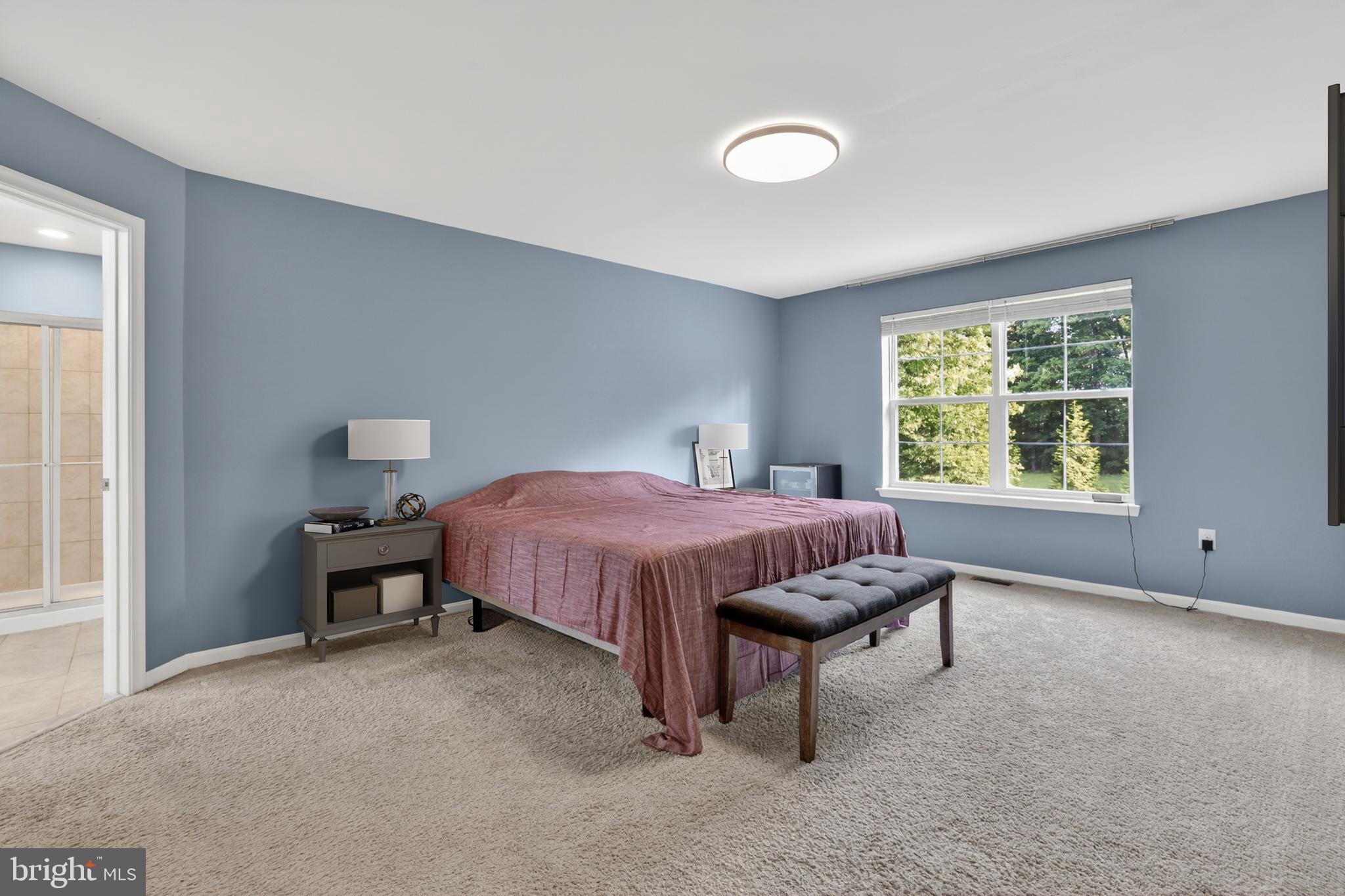 SHELTON KNOLLS - Residential