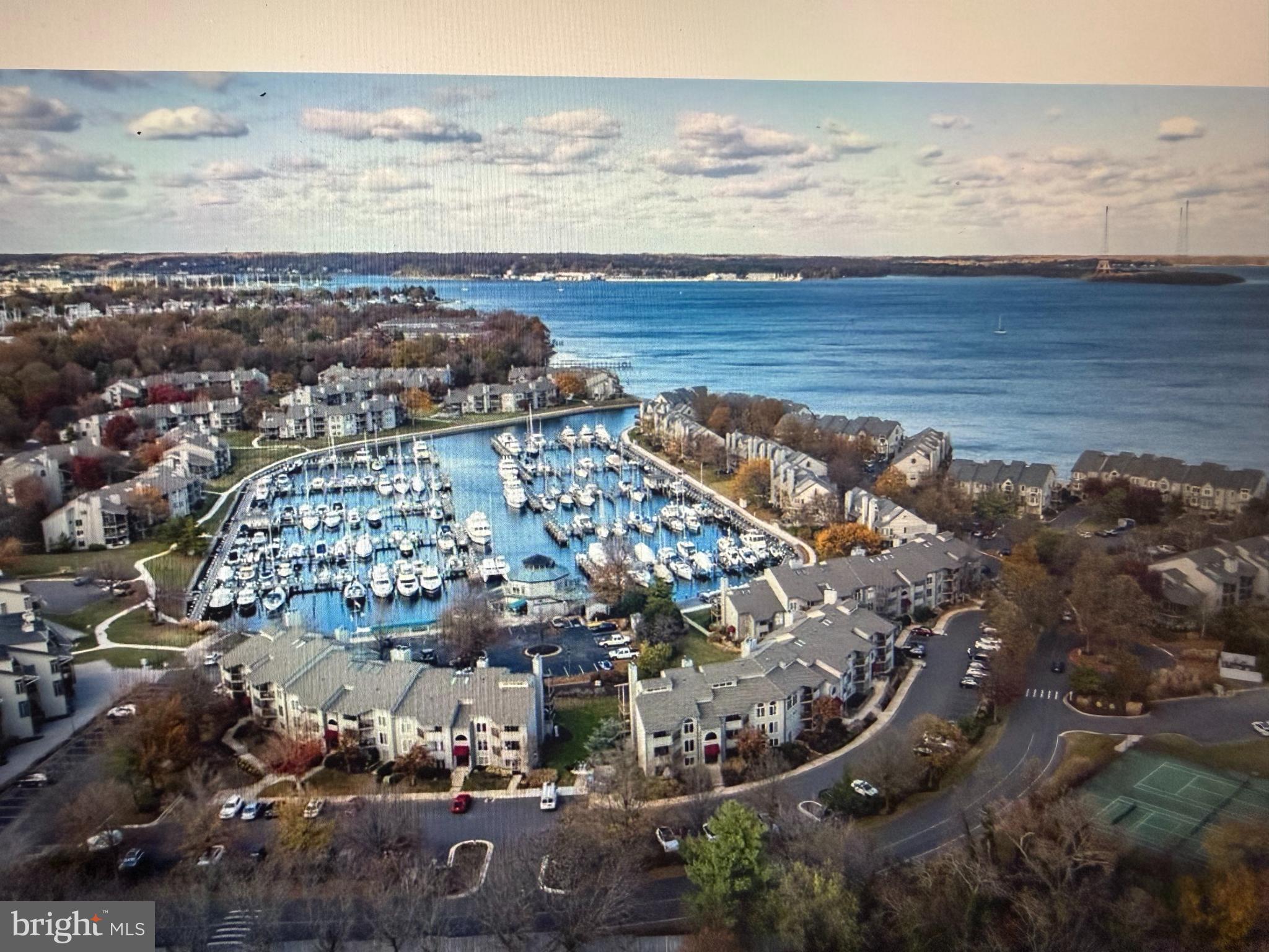 CHESAPEAKE HARBOUR - Residential