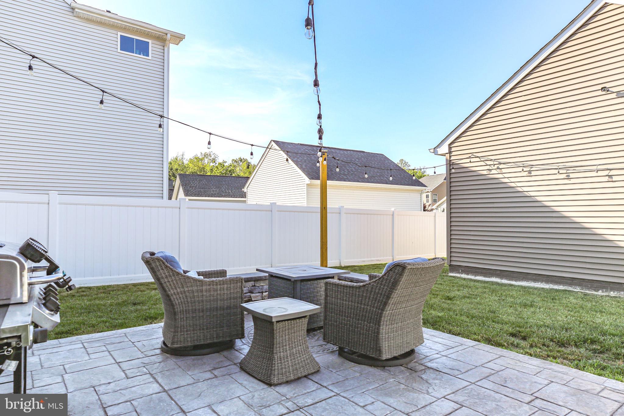 THE VILLAGE AT COURTHOUSE COMMONS - Residential