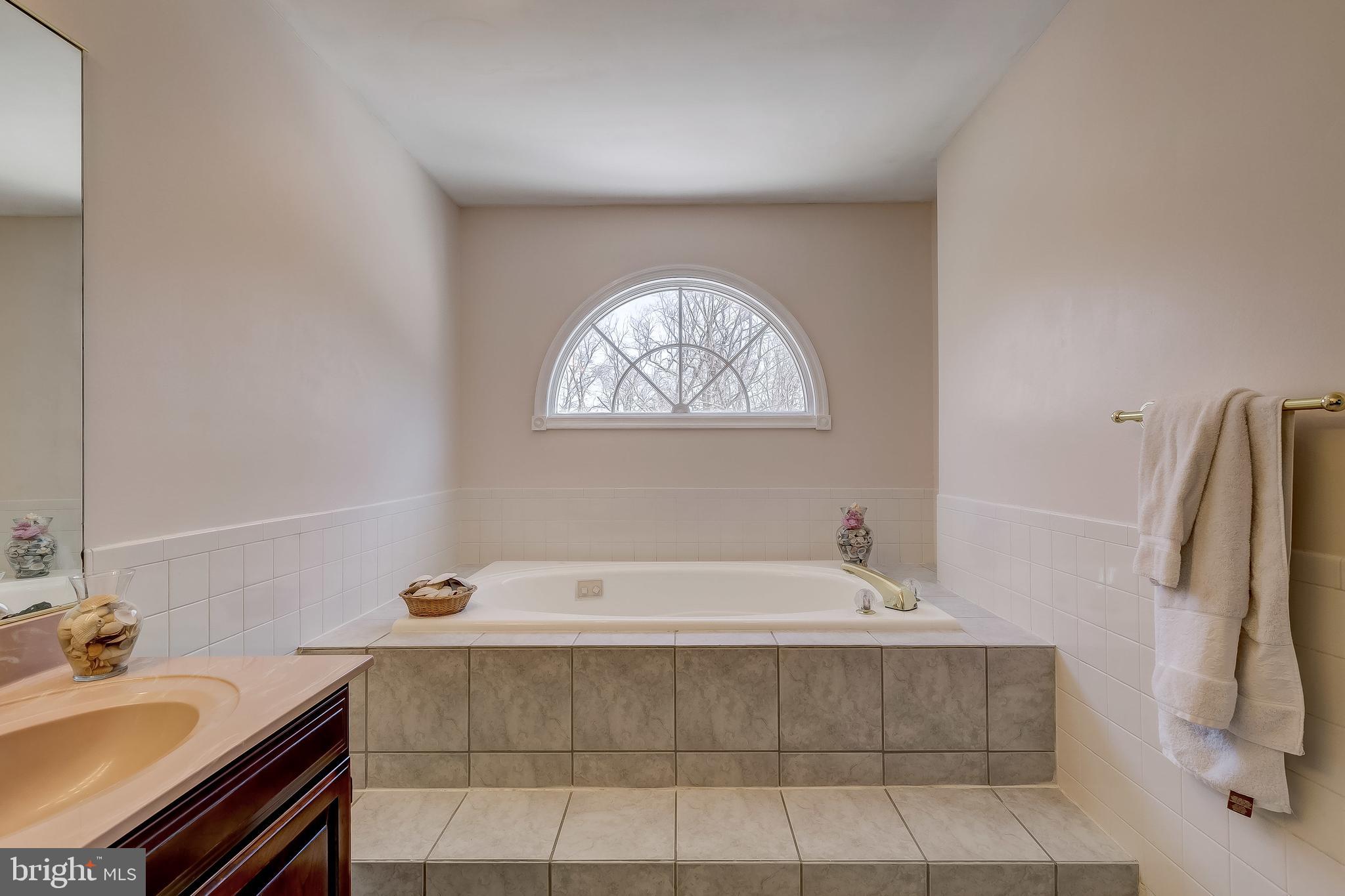 LONGMEADOW - Residential
