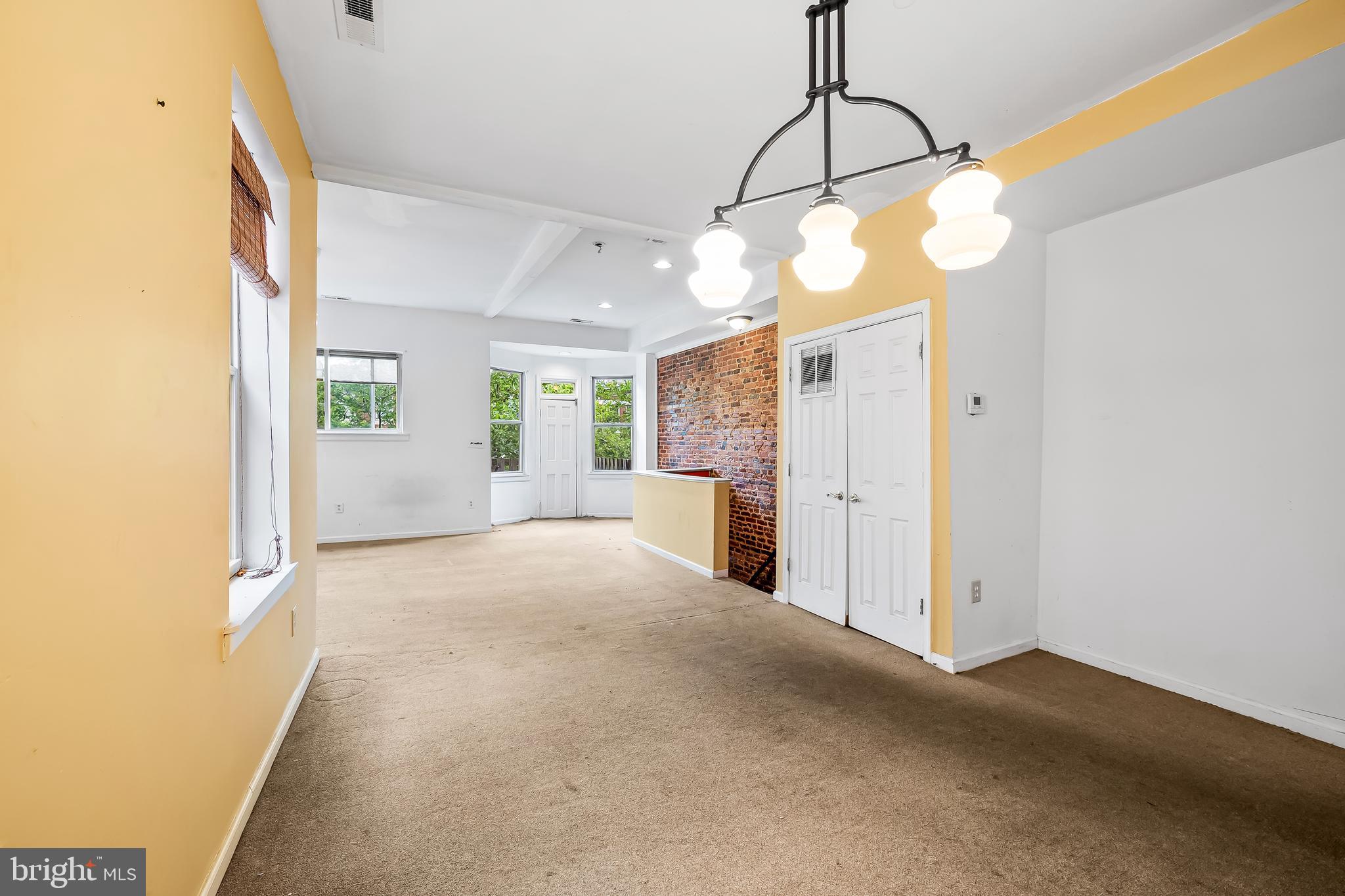 RESERVOIR HILL - Residential
