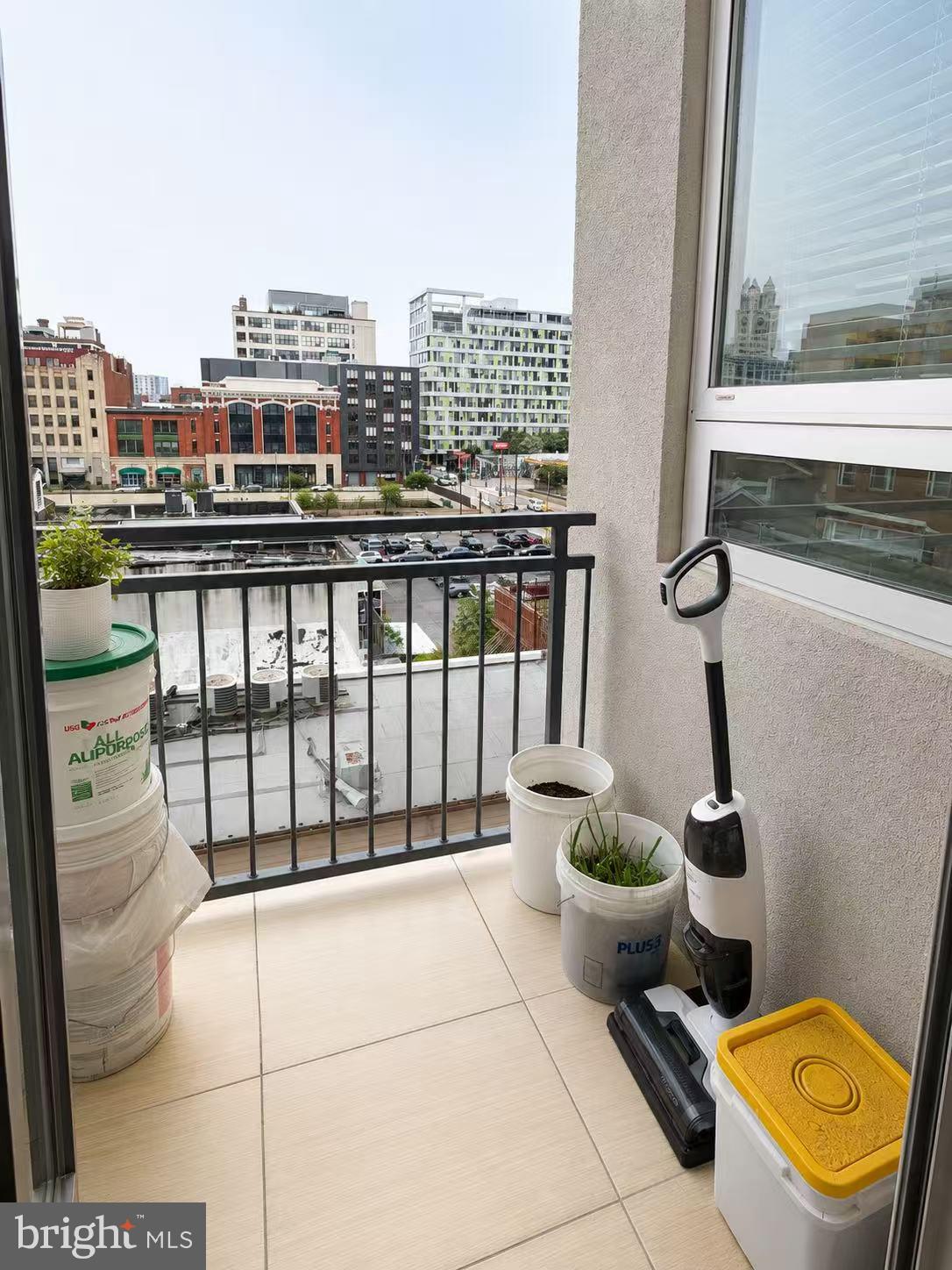 CENTER CITY - Residential