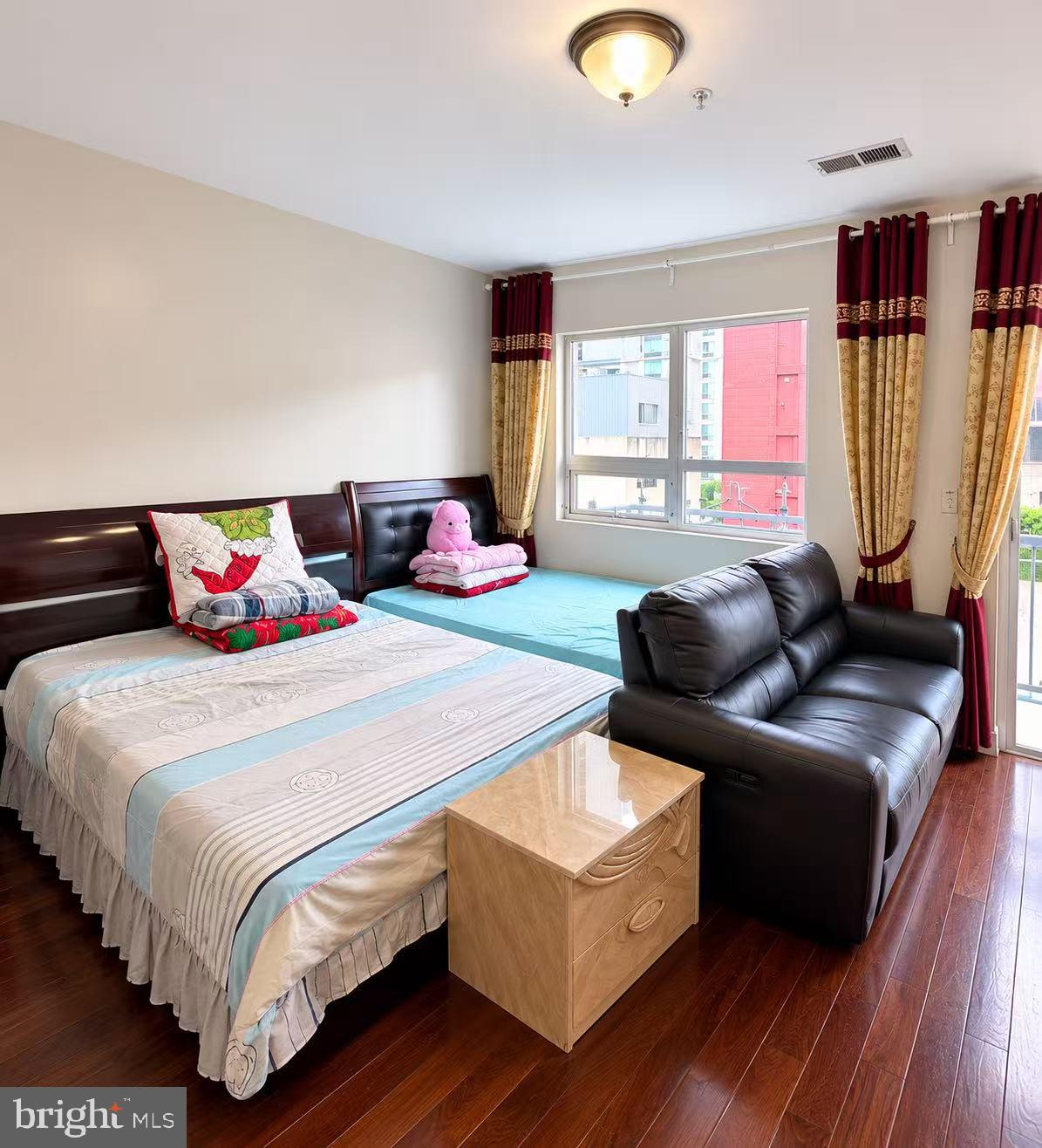 CENTER CITY - Residential