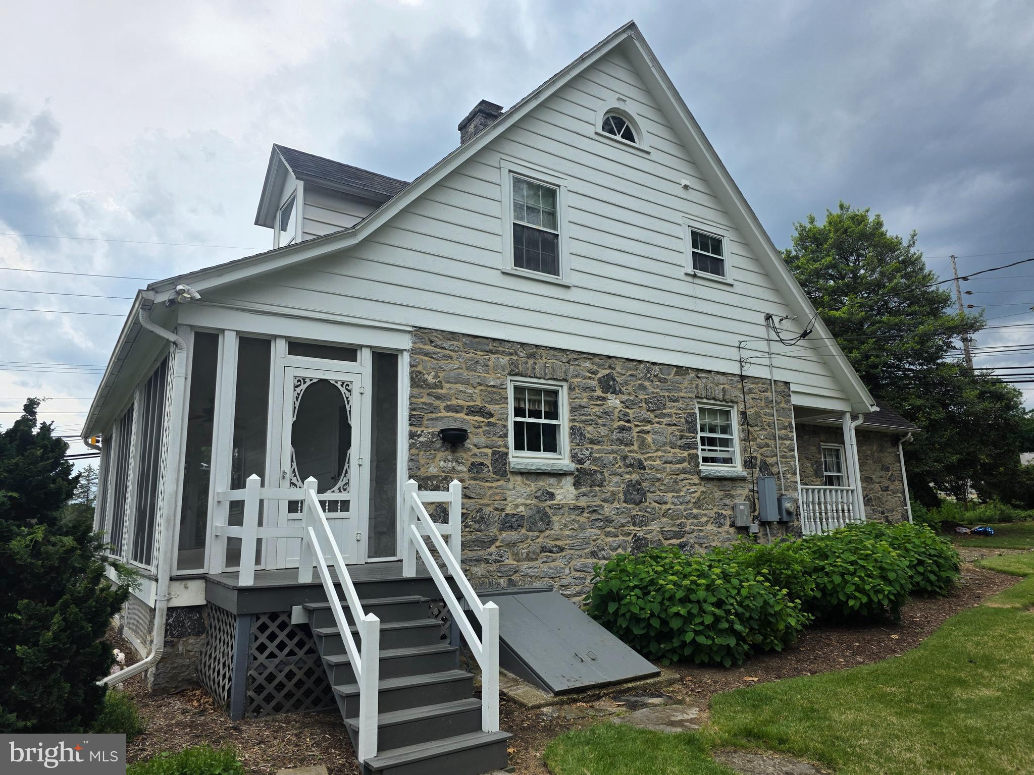 FOUNTAIN HEAD - Residential
