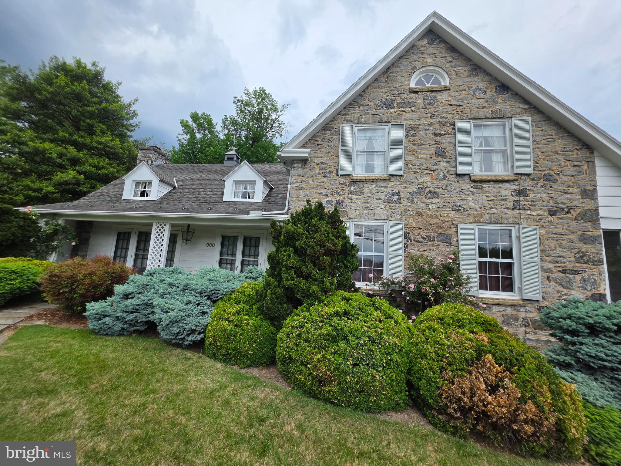 FOUNTAIN HEAD - Residential