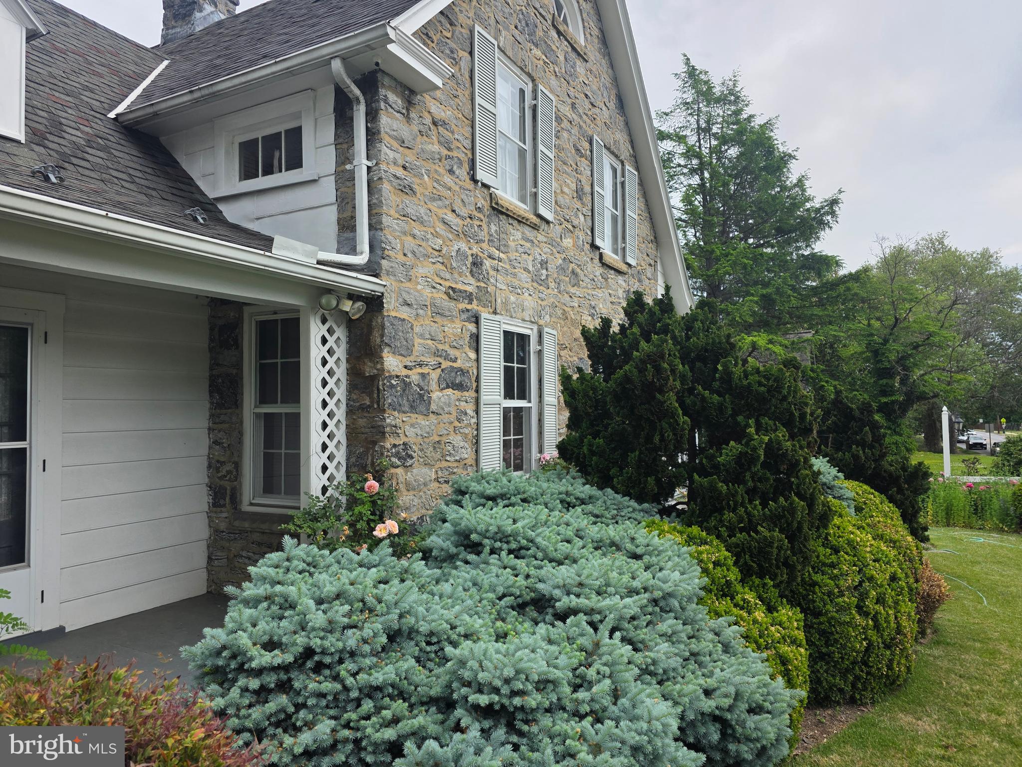 FOUNTAIN HEAD - Residential