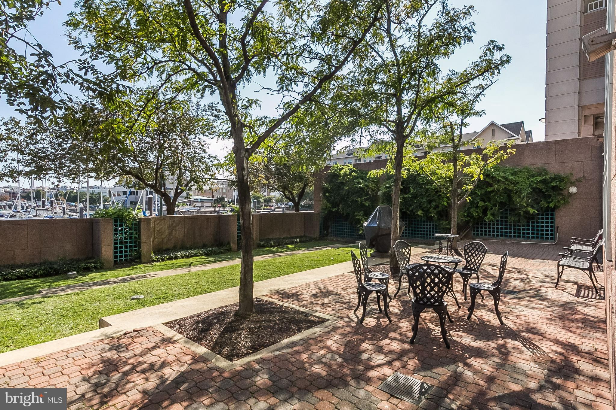 HARBORVIEW - Residential Lease