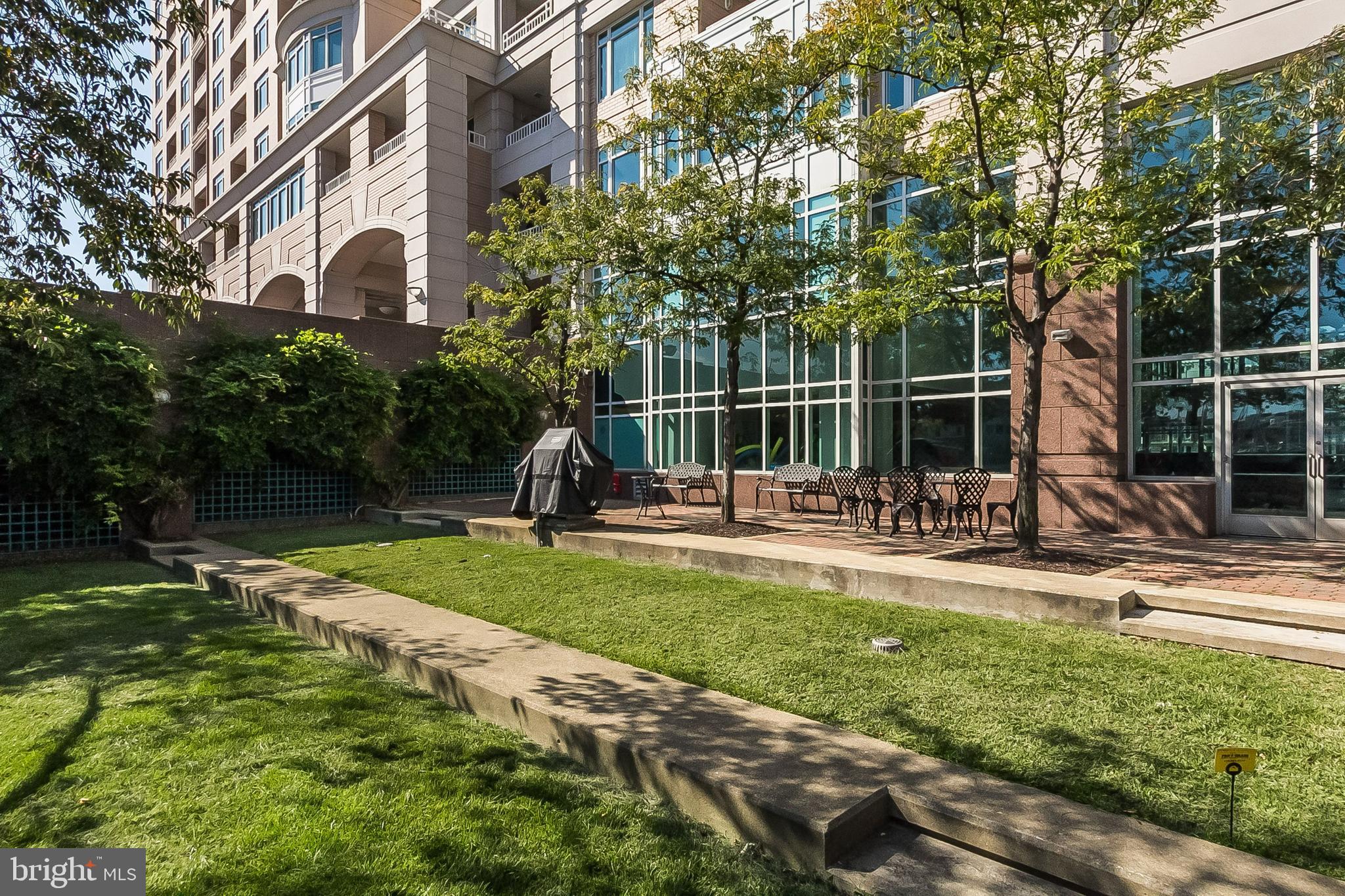 HARBORVIEW - Residential Lease