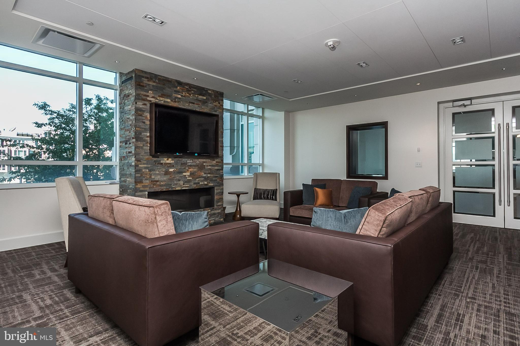 HARBORVIEW - Residential Lease