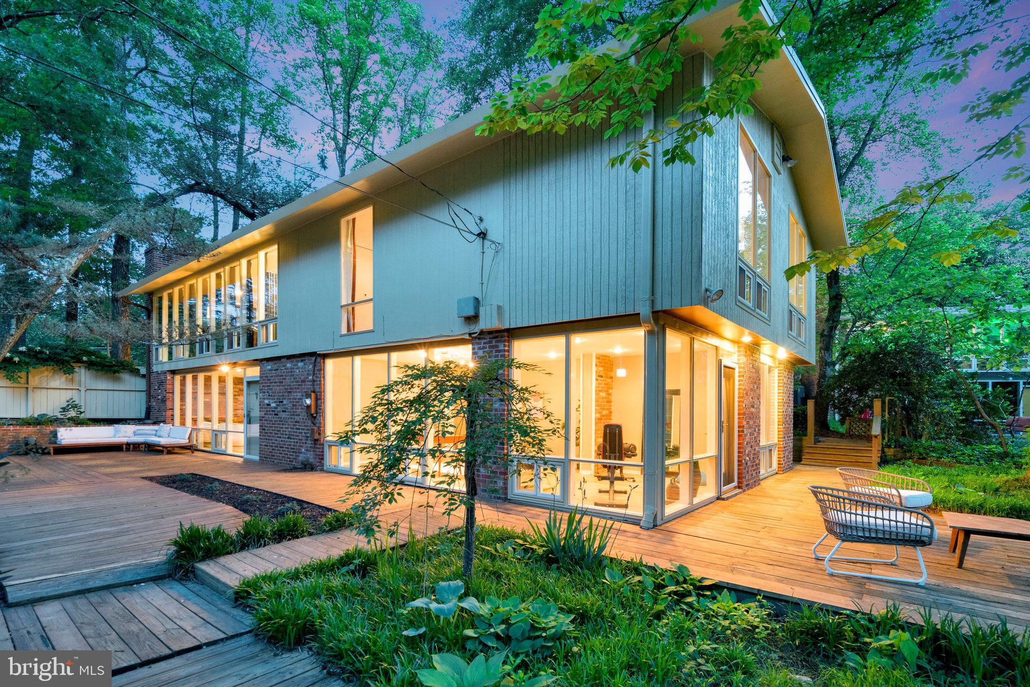 HOLLIN HILLS - Residential