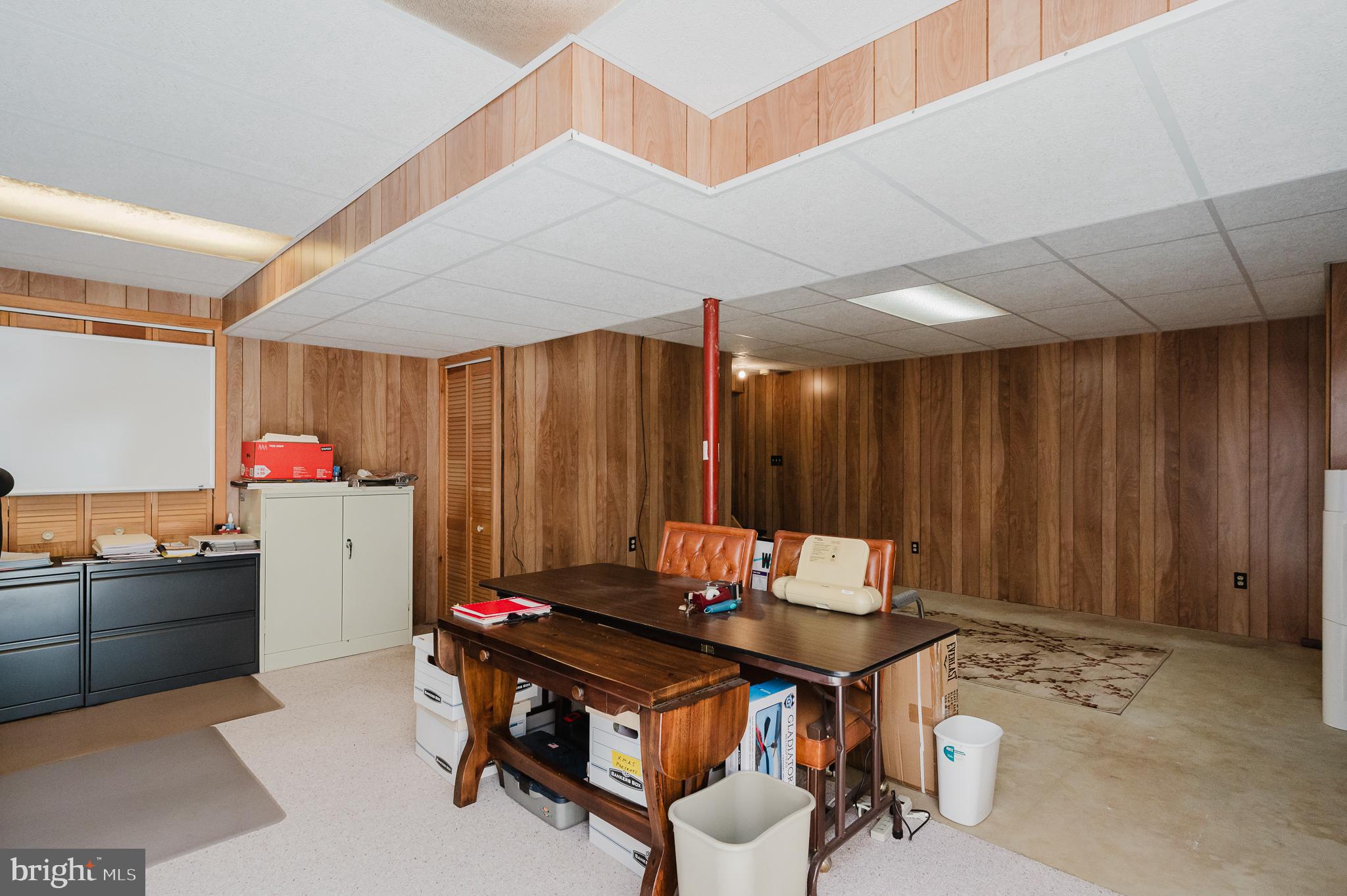 LINTHICUM OAKS - Residential
