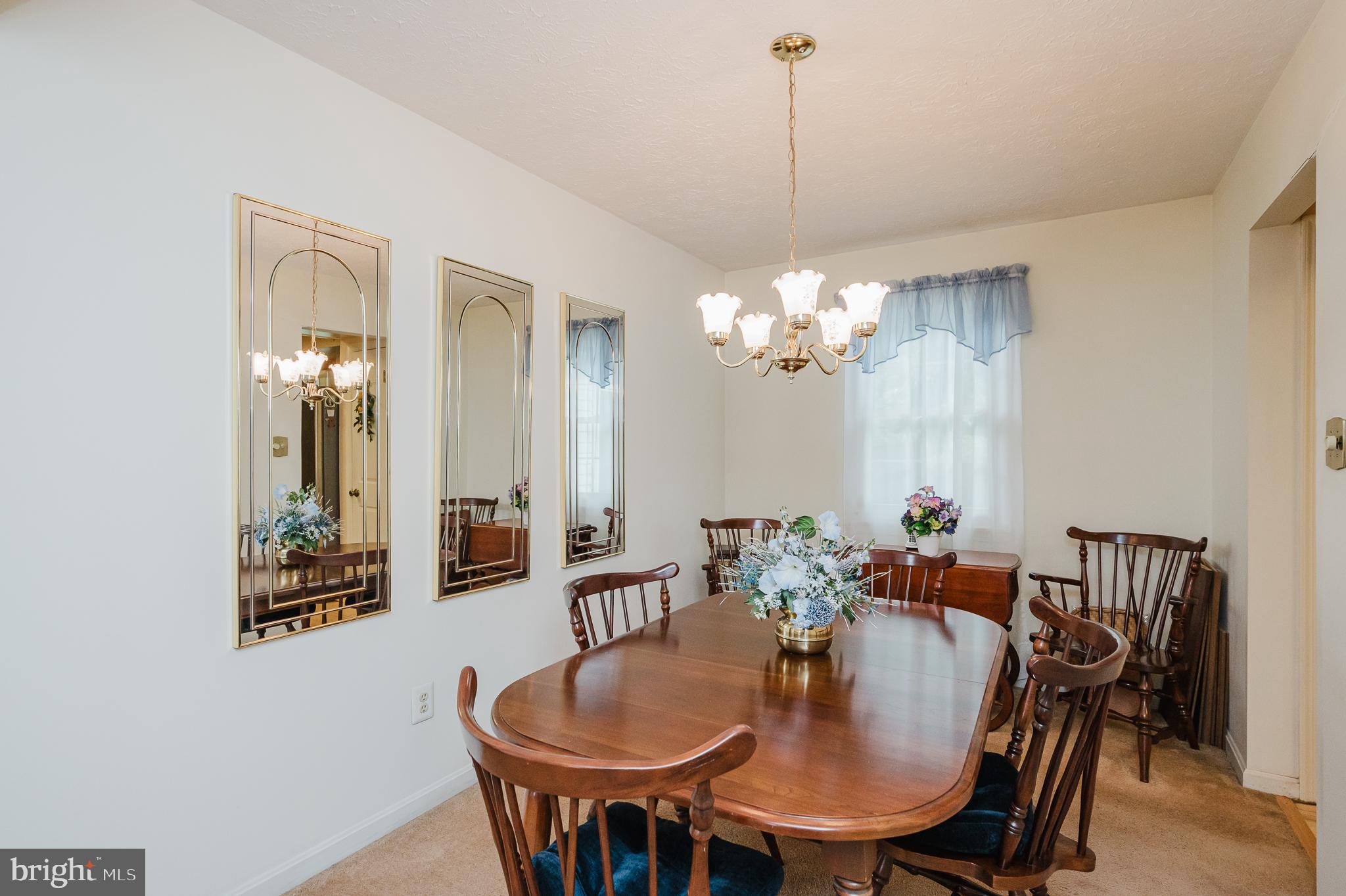 LINTHICUM OAKS - Residential