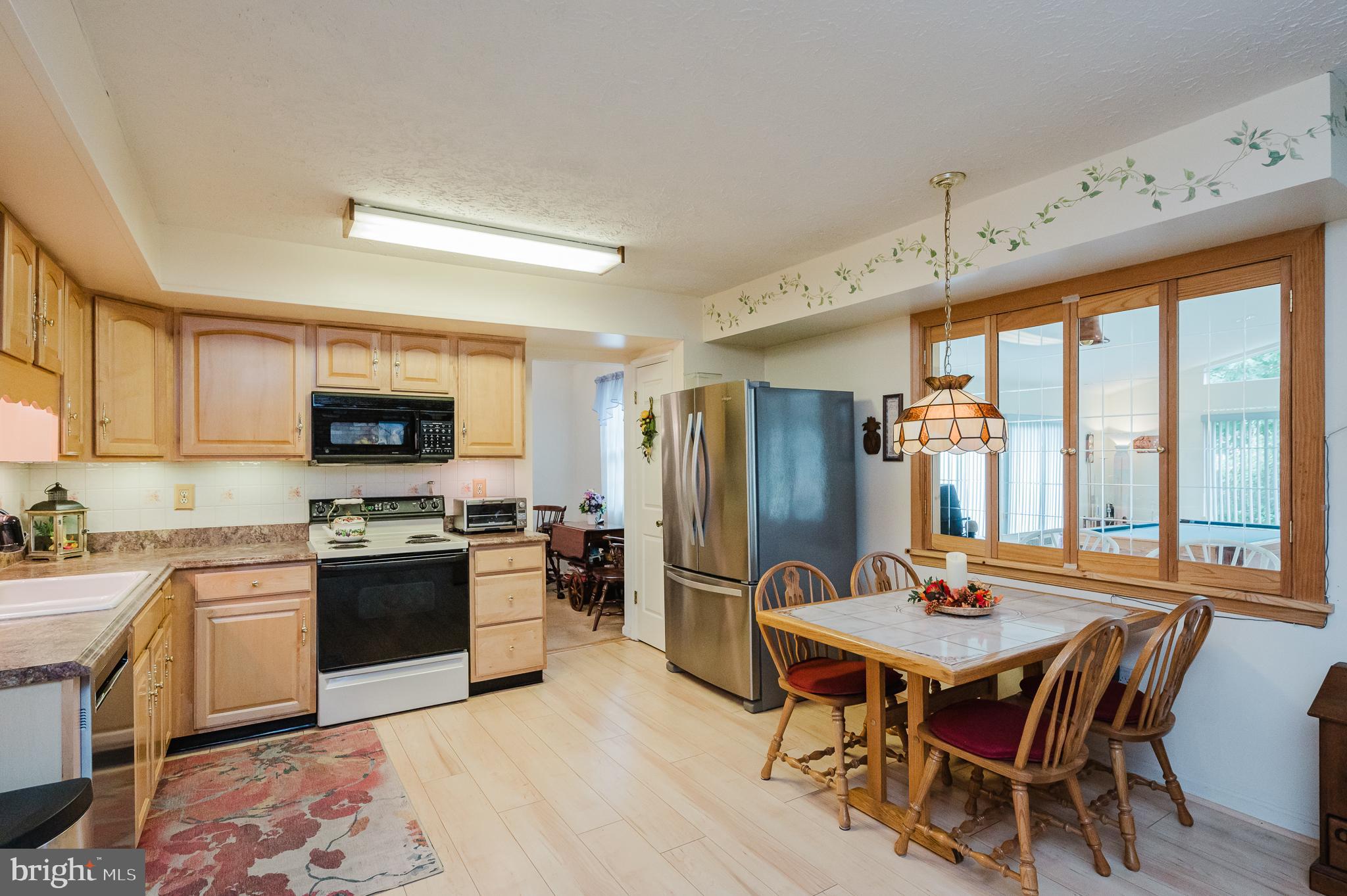 LINTHICUM OAKS - Residential