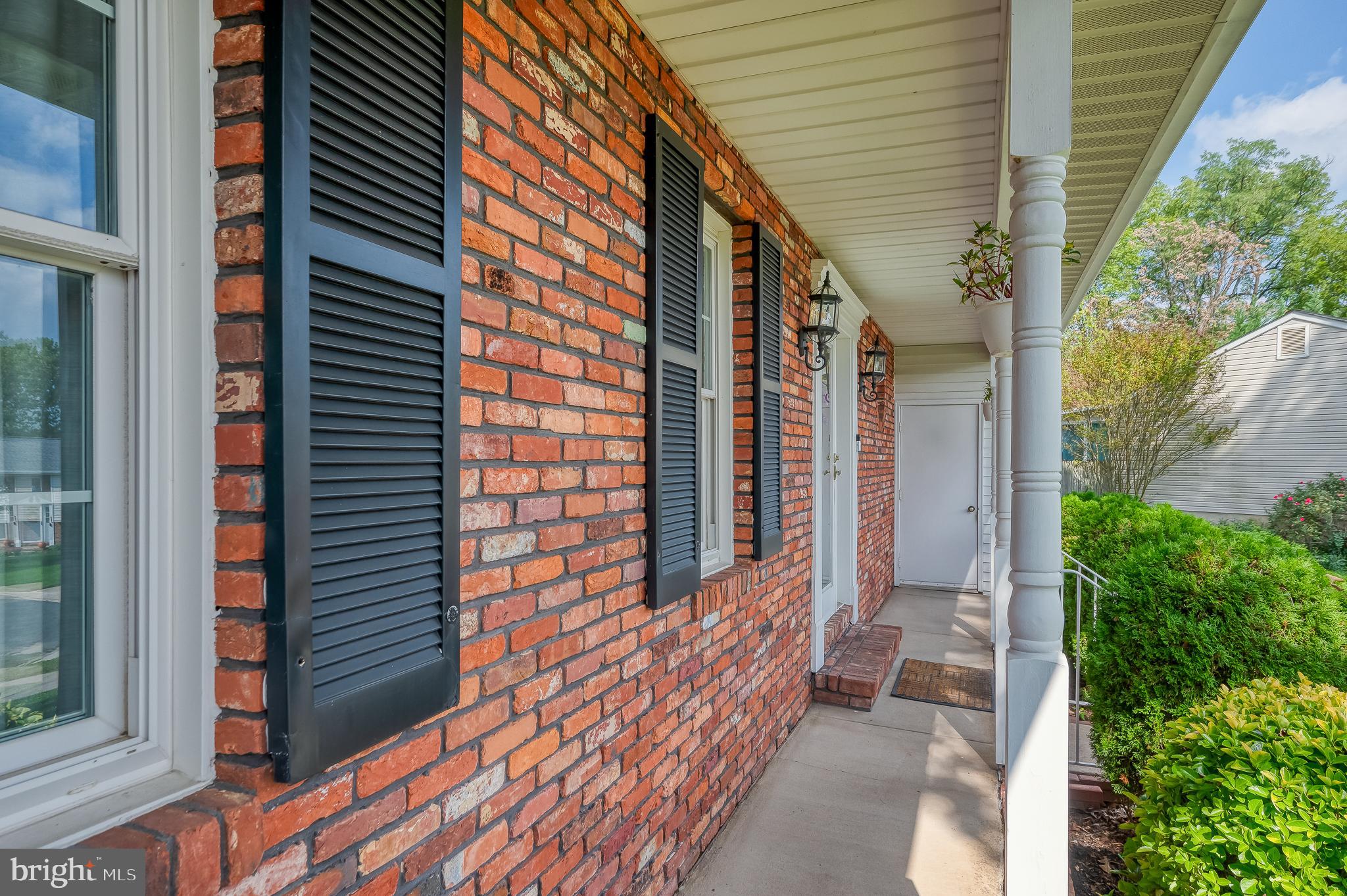 LINTHICUM OAKS - Residential