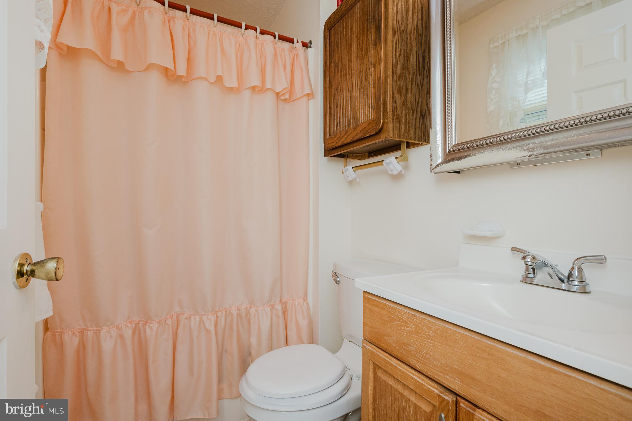 LINTHICUM OAKS - Residential