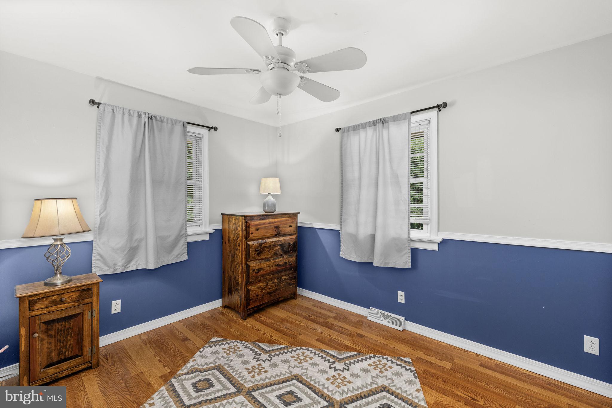 MELTON MANOR - Residential