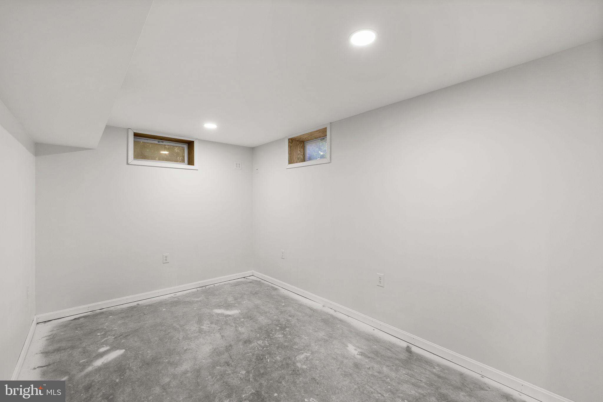 MELTON MANOR - Residential