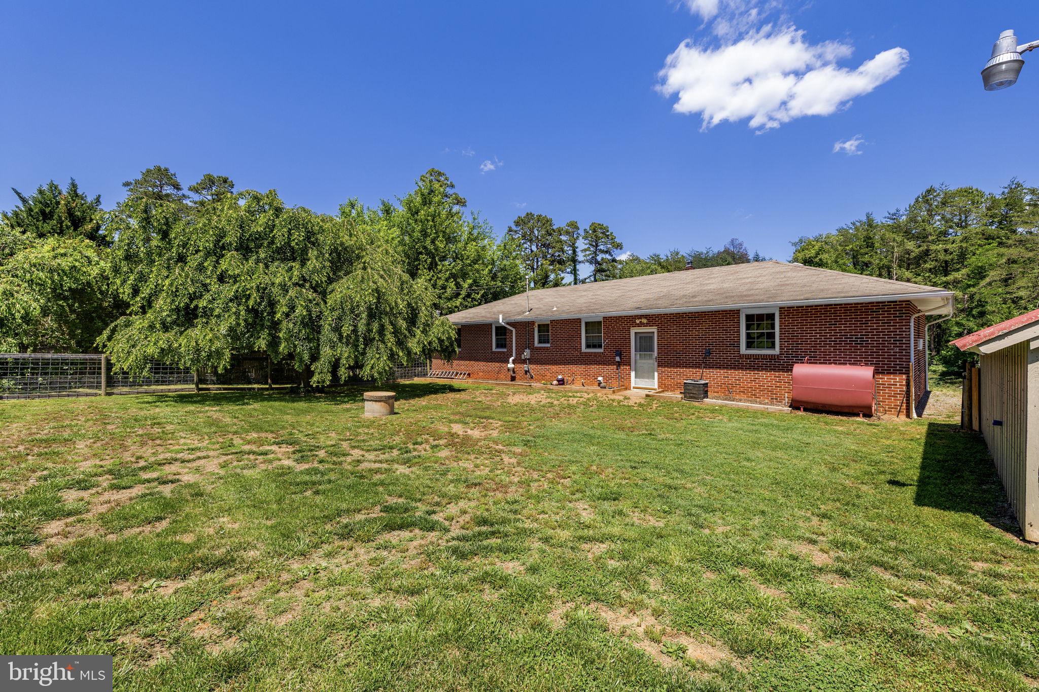 MELTON MANOR - Residential