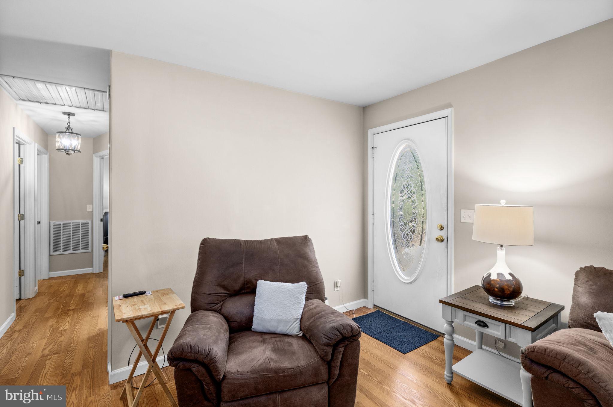 MELTON MANOR - Residential