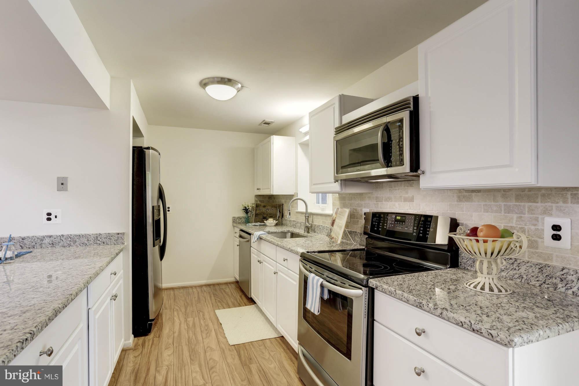HUNTERS POINTE - Residential Lease