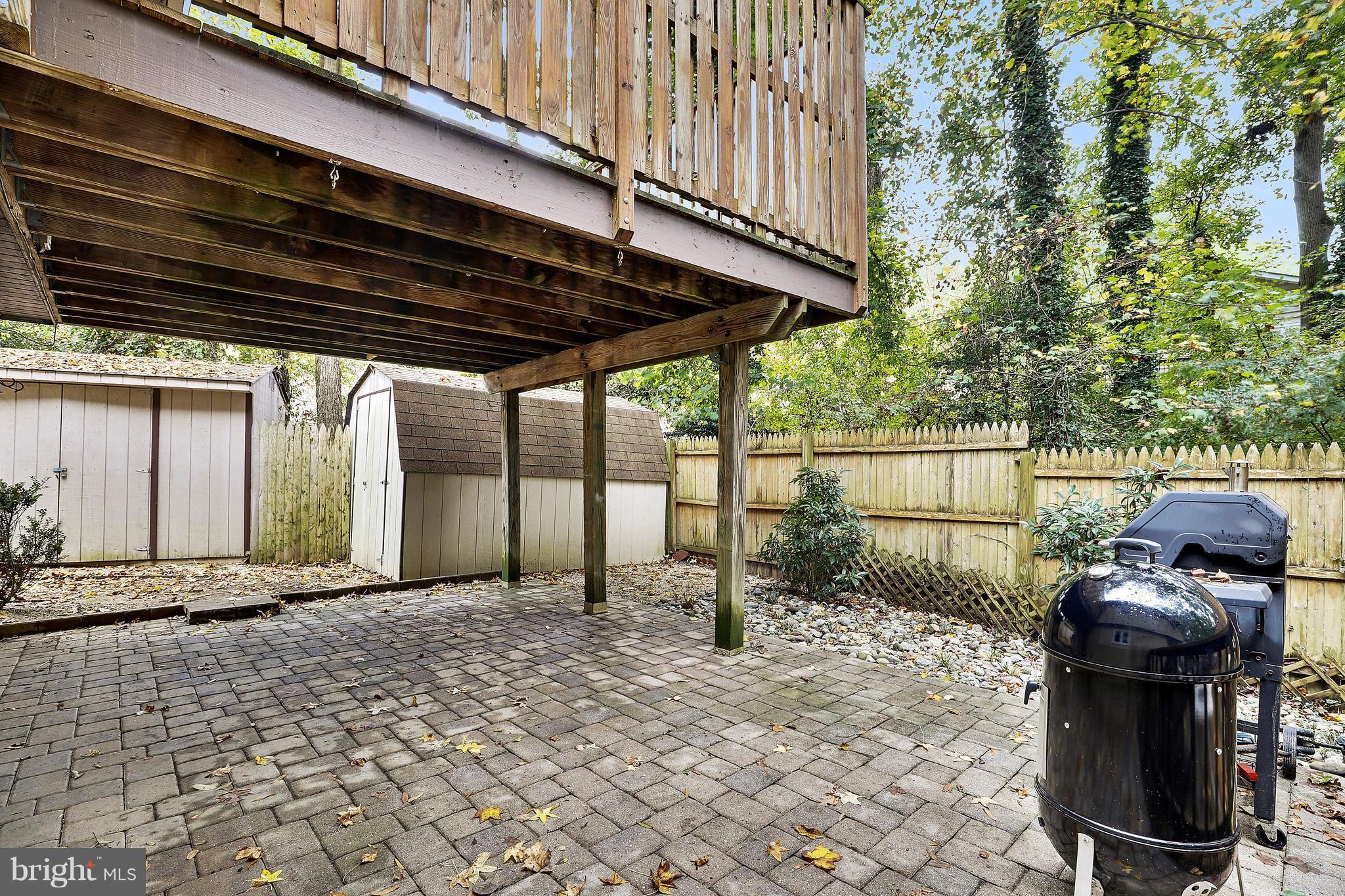 HUNTERS POINTE - Residential Lease