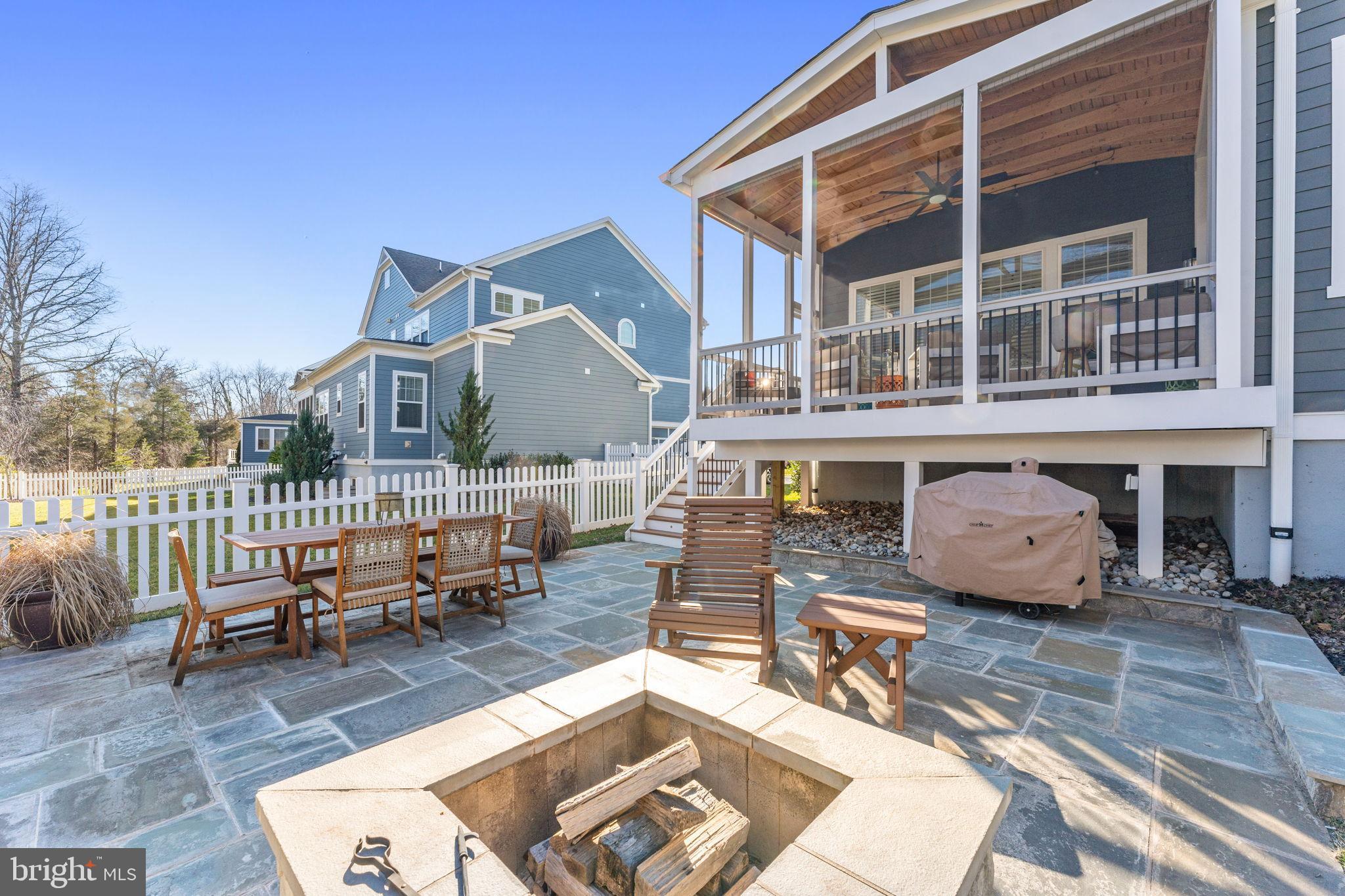 GROVE AT WILLOWSFORD - Residential