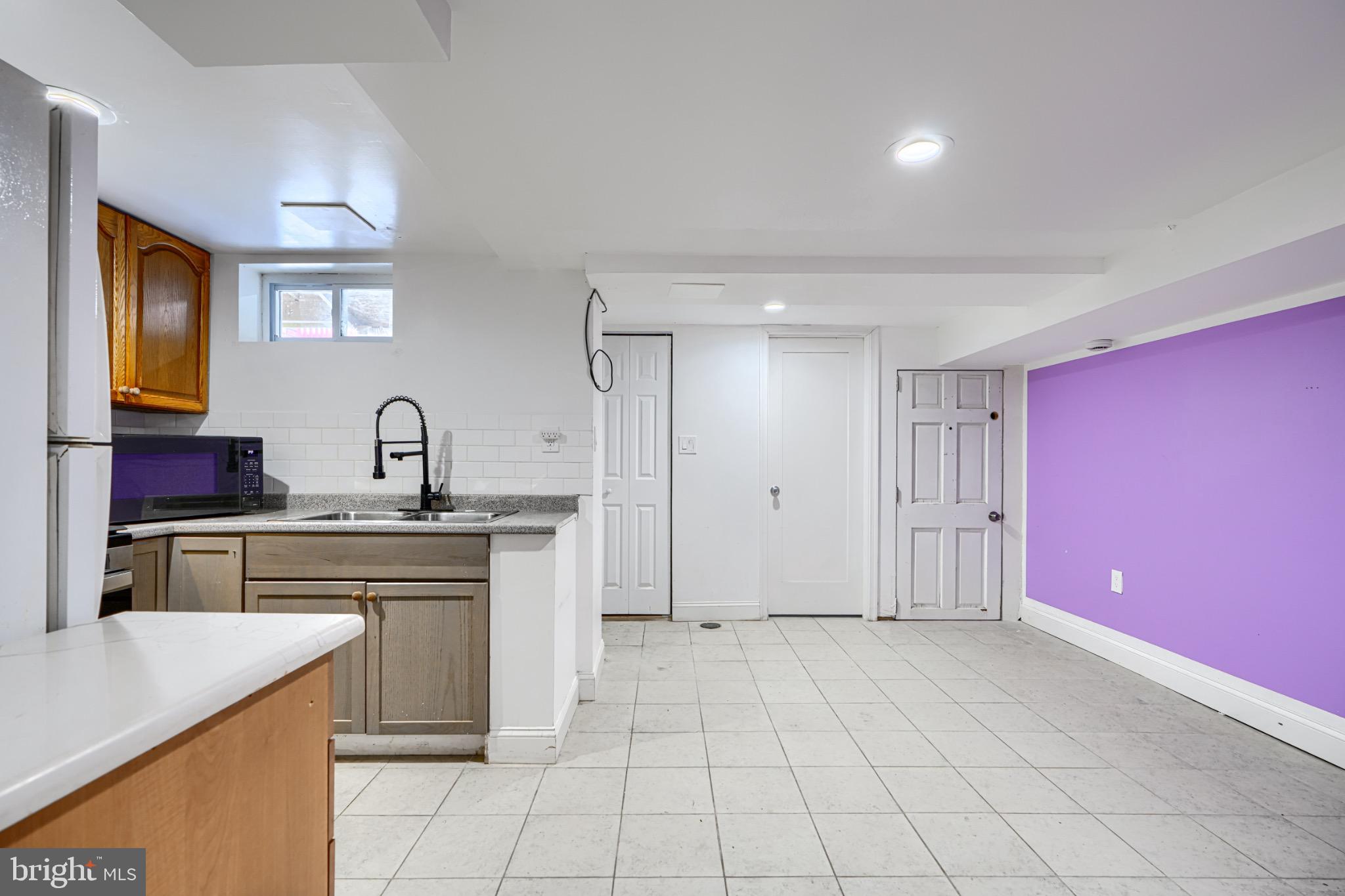 GREEKTOWN - Residential