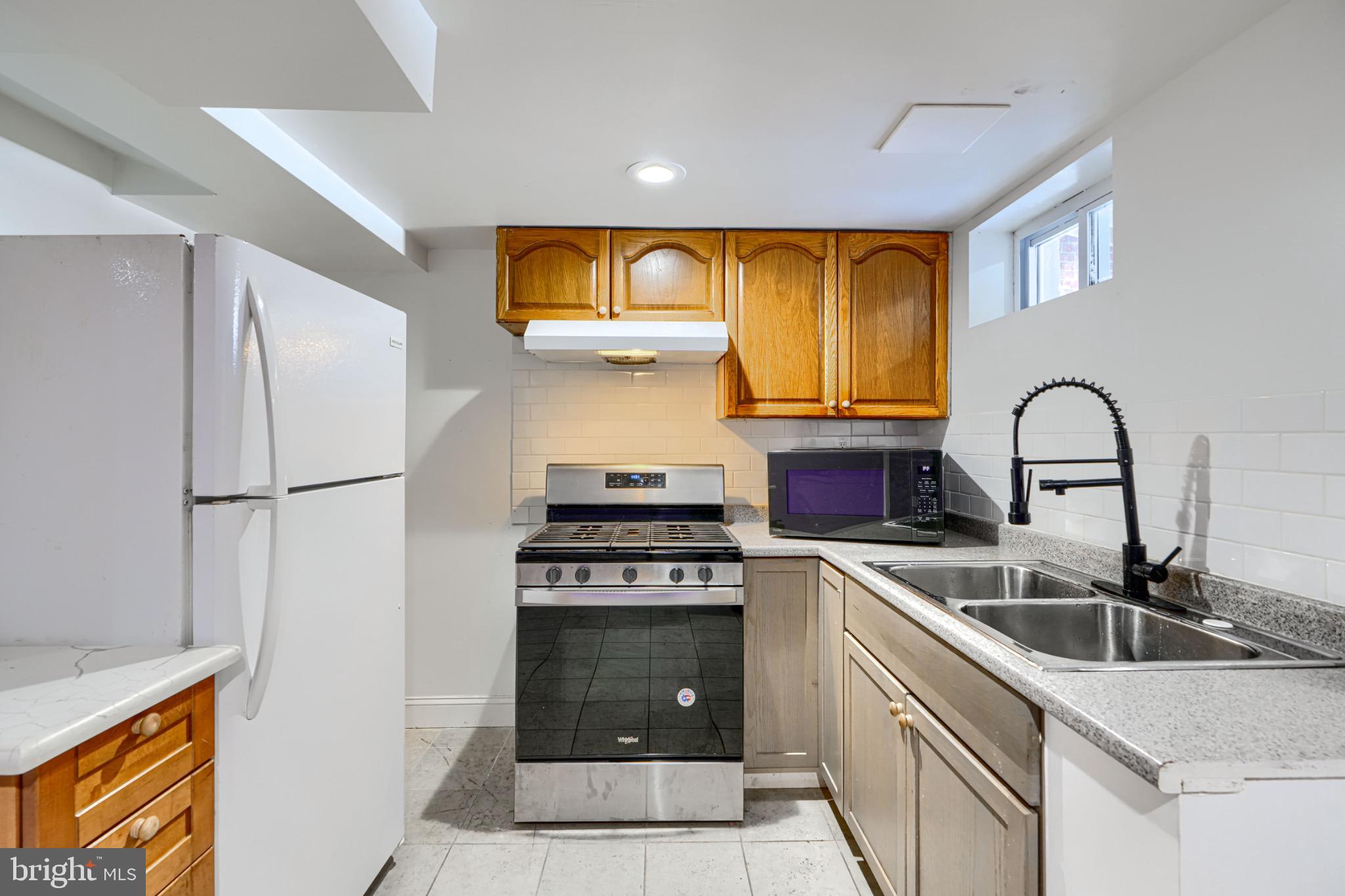GREEKTOWN - Residential