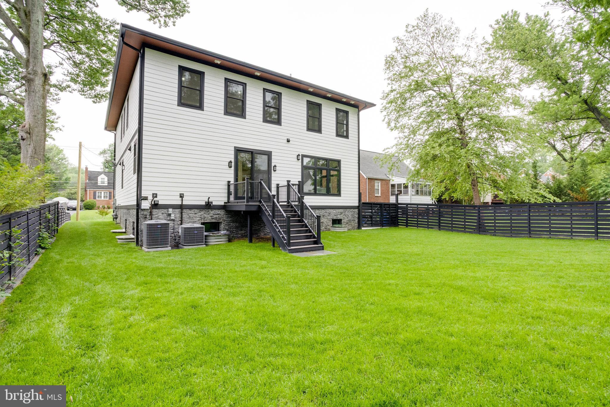 FENWICK PARK - Residential