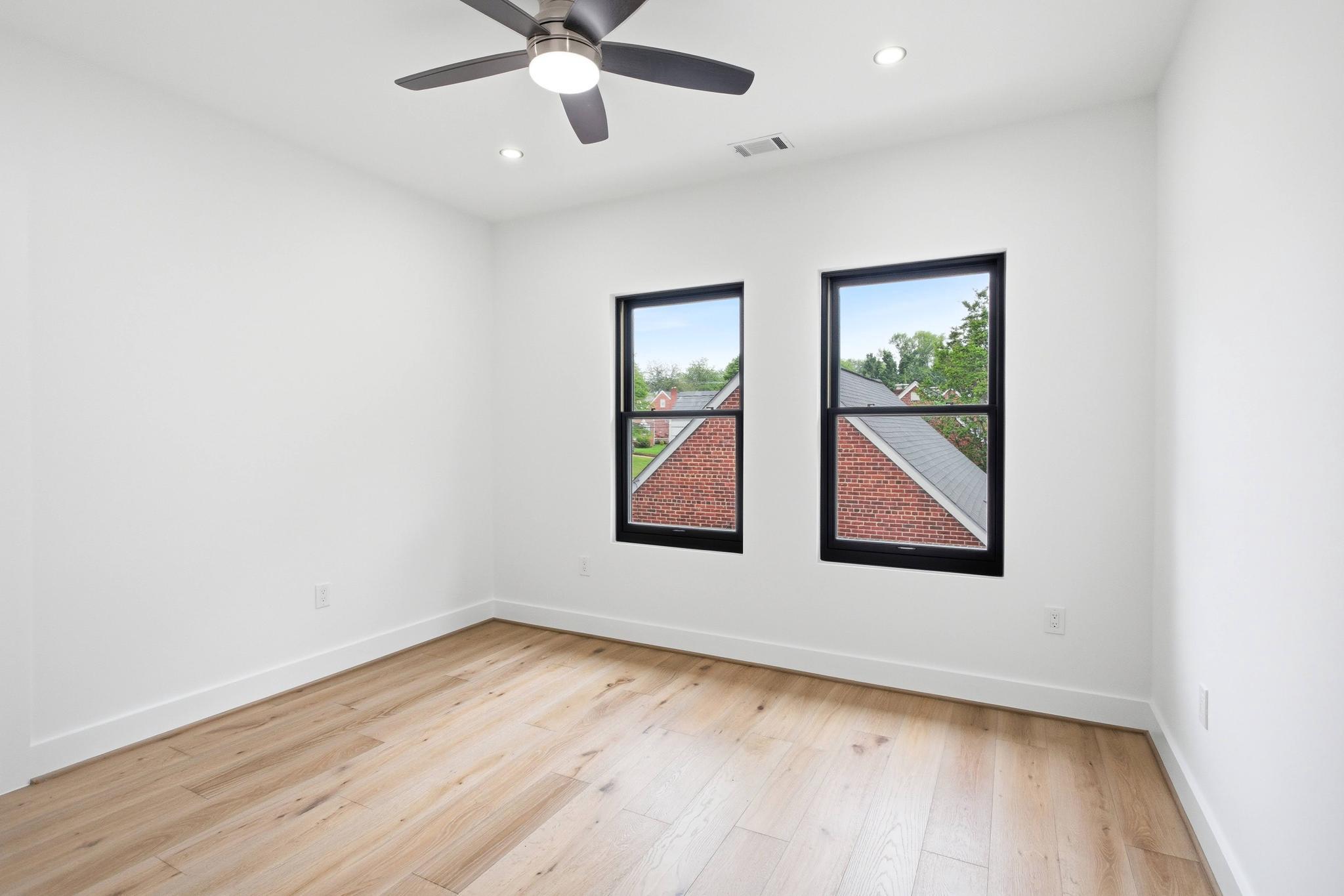 FENWICK PARK - Residential