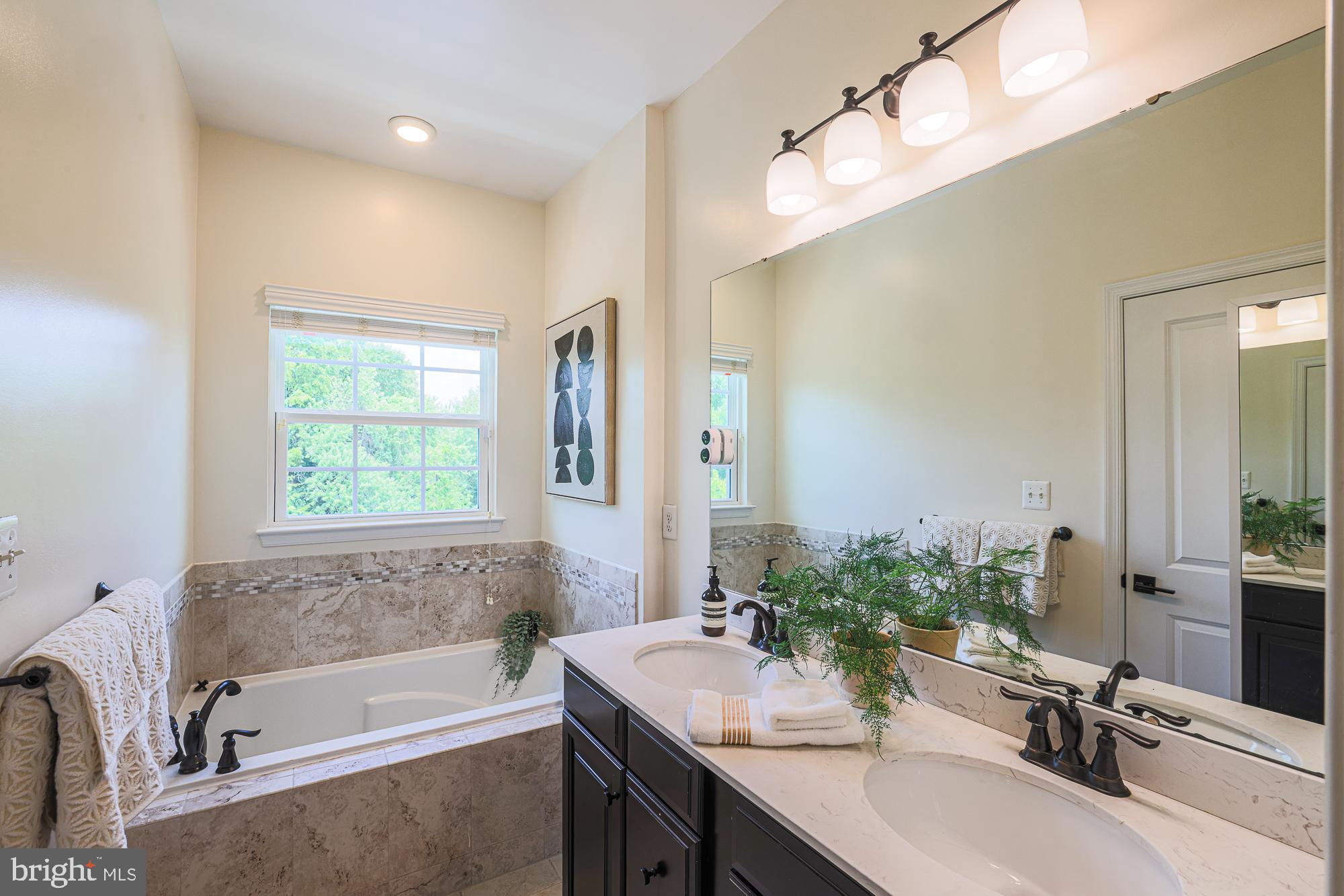 BALLARD GREEN - Residential